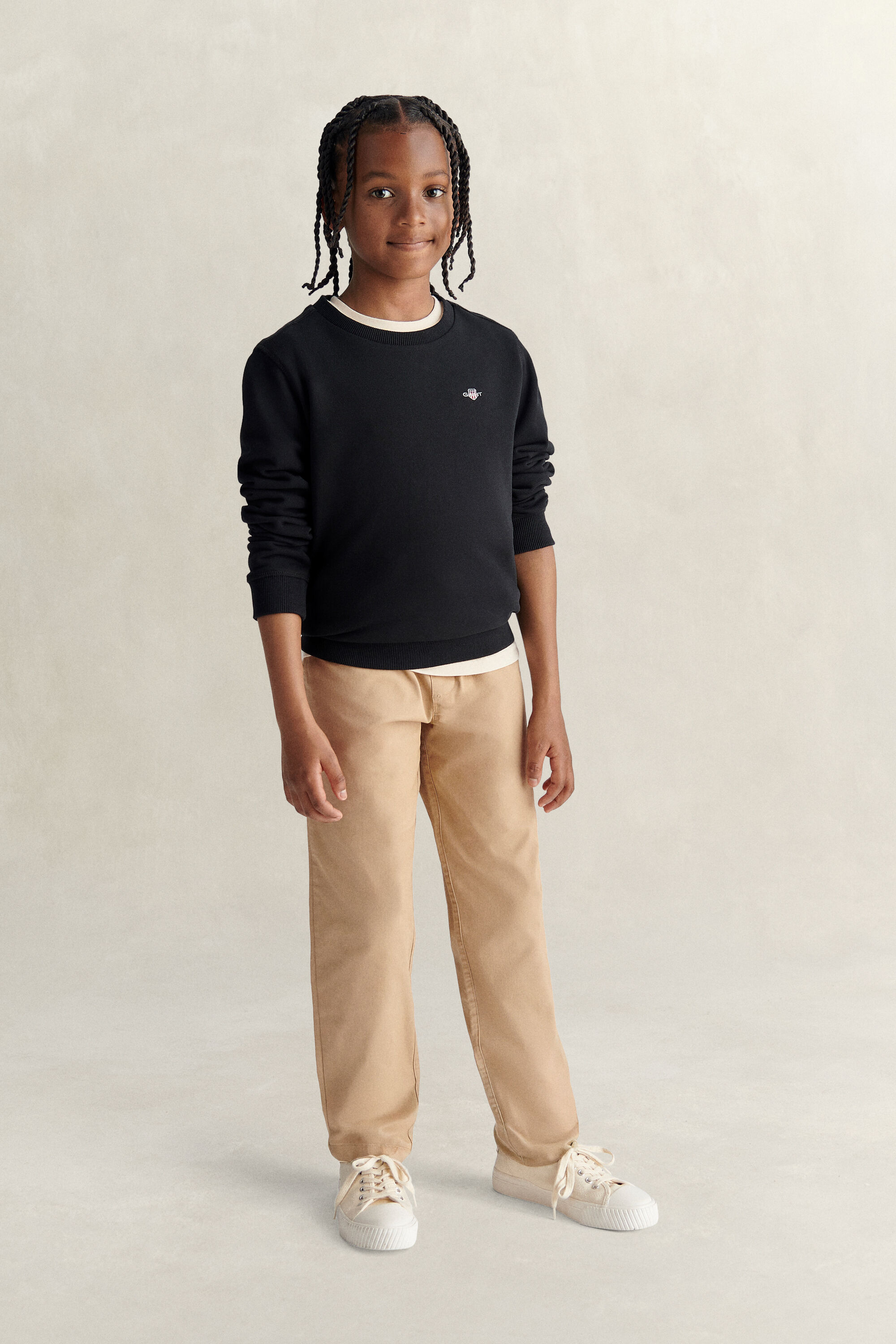 Teens Shield Sweatshirt — BLACK