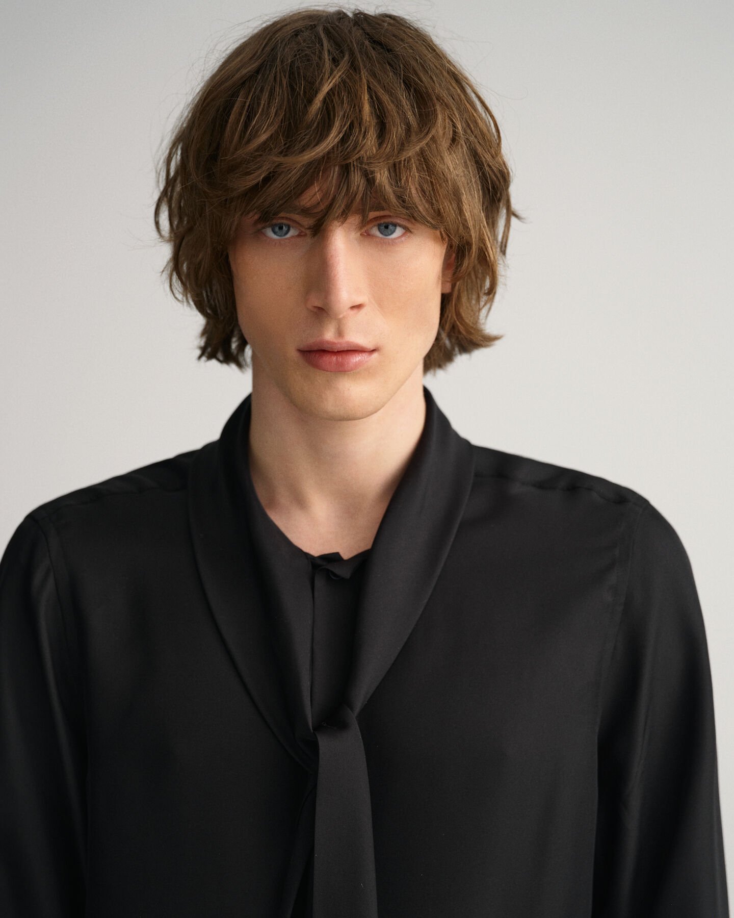 Slim Fit Solid Bow Tie Shirt