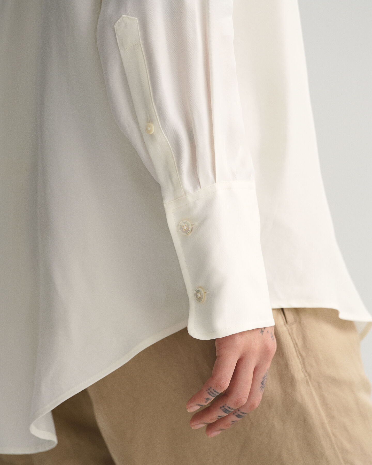 Relaxed Fit Flap Pocket Shirt