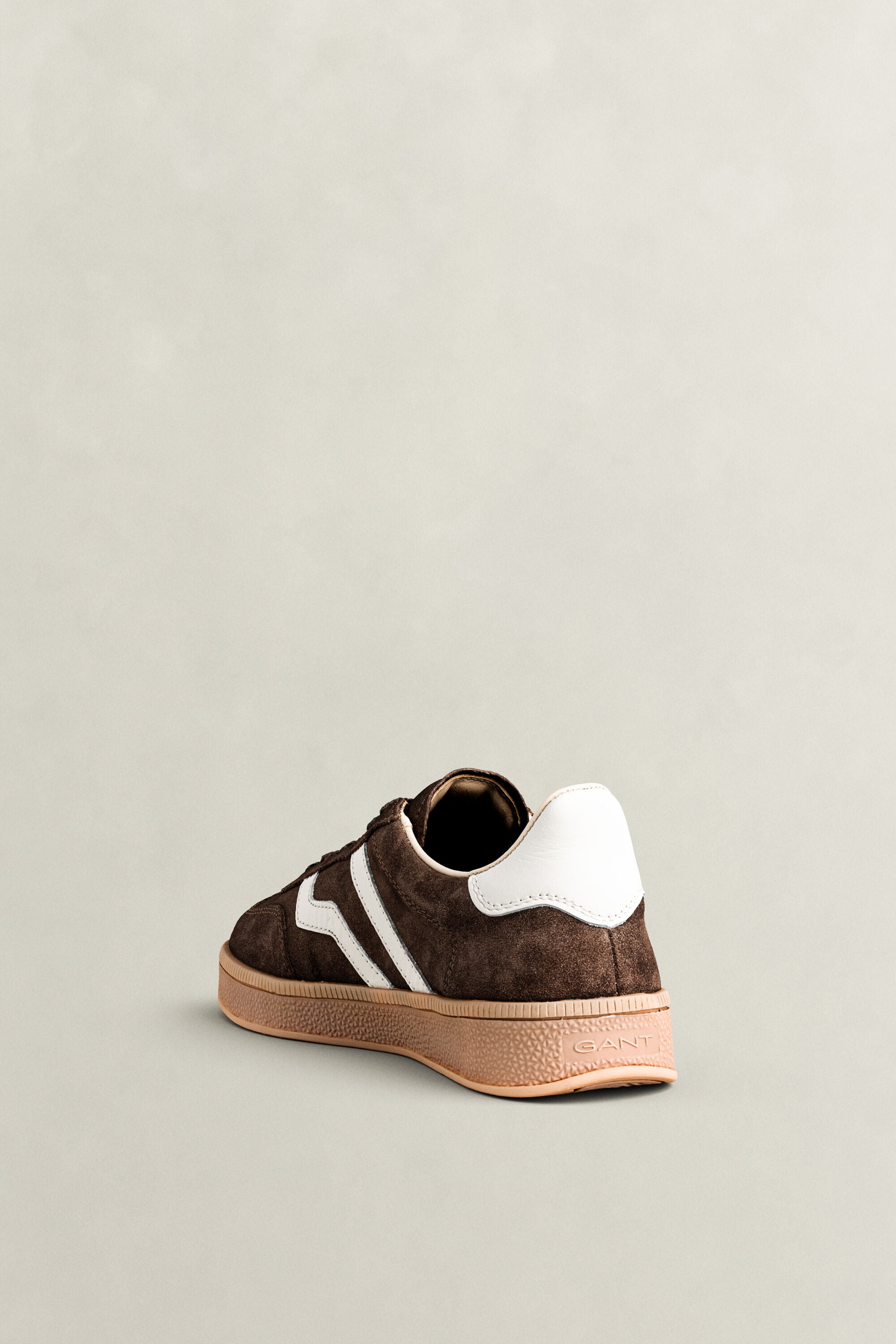 Cuzima Suede Sneakers