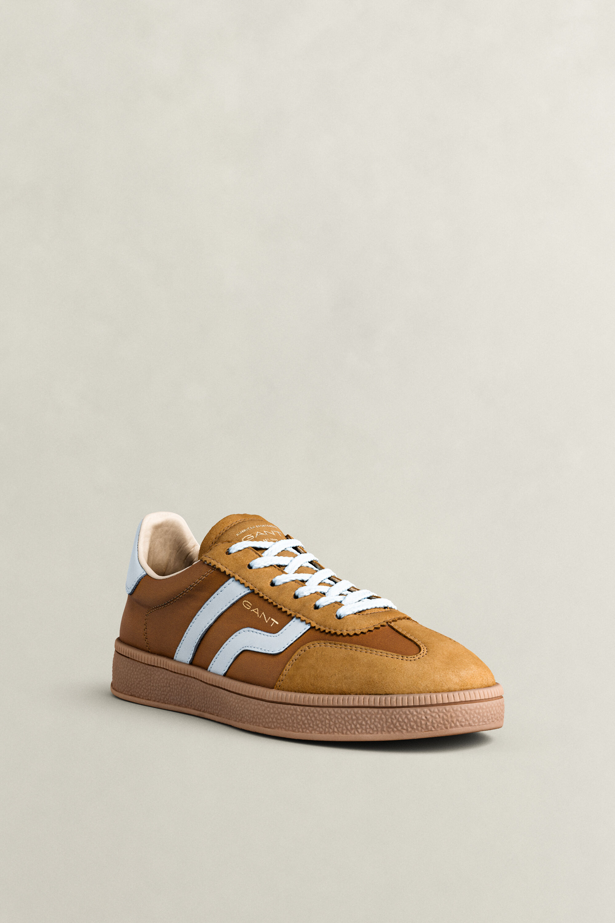 Cuzima Sneakers — GOLD YELLOW