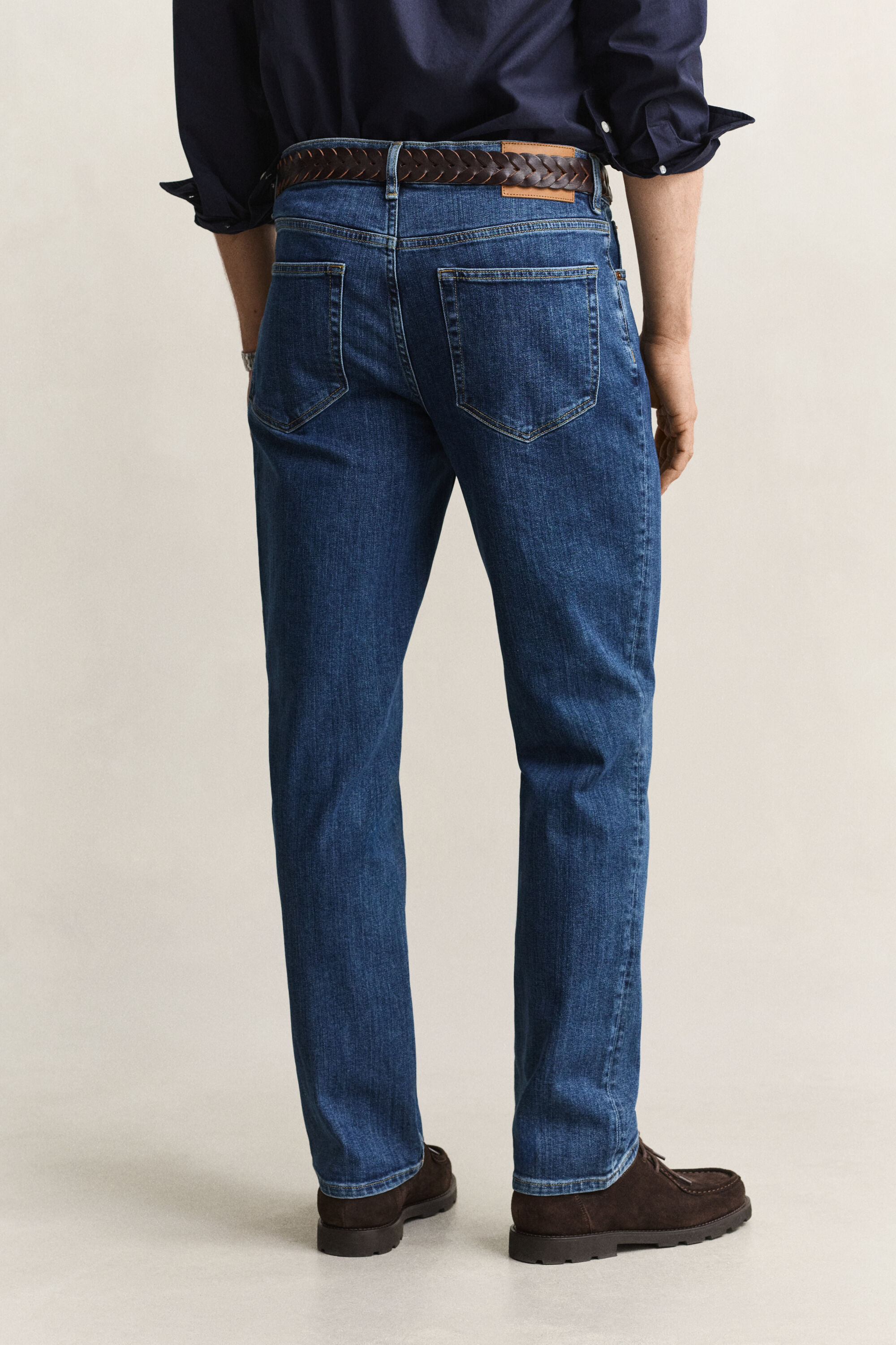Regular Fit Clean Wash Jeans