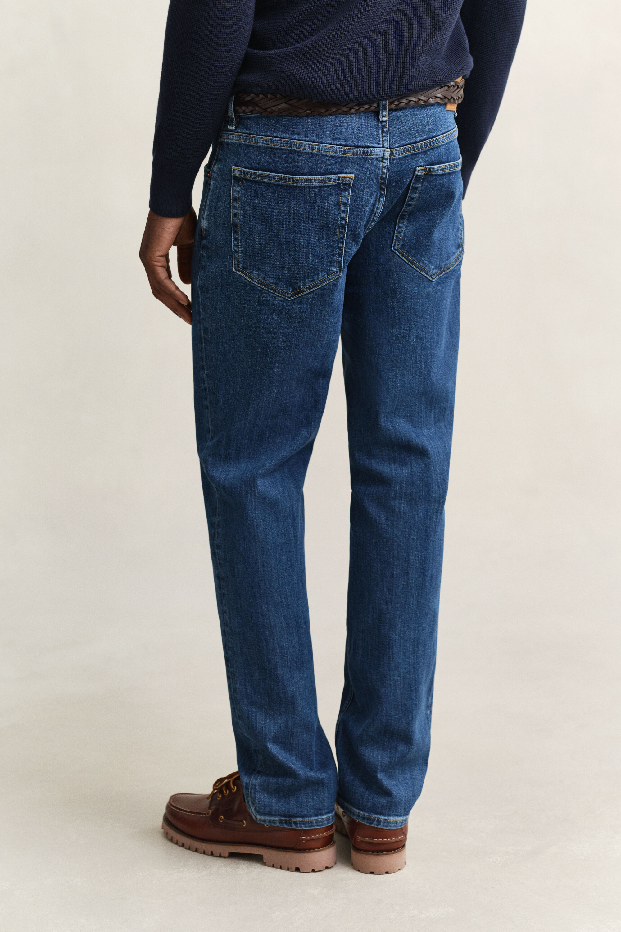 Regular Fit Clean Wash Jeans