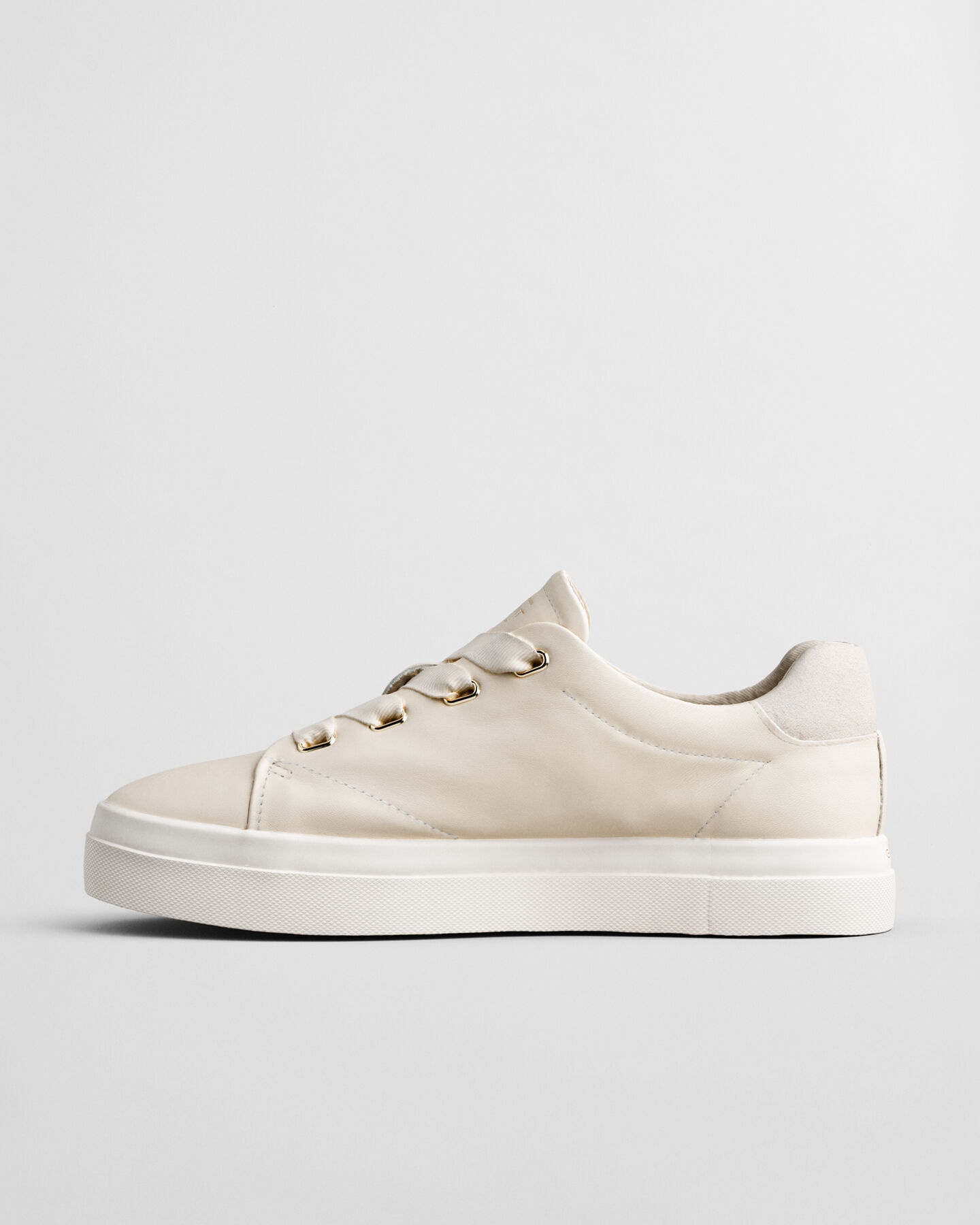 Avona Leather Sneakers