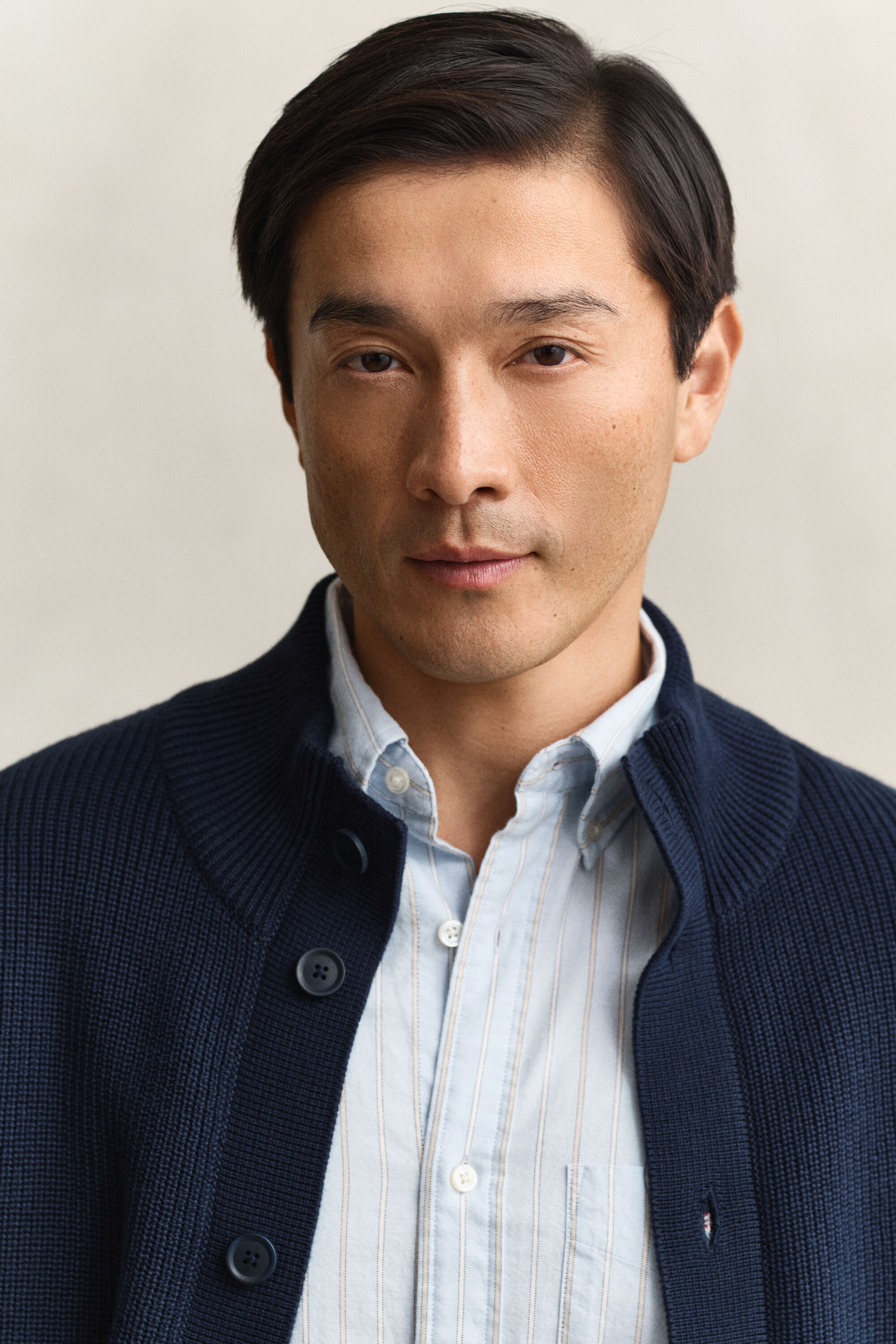 Ribbed Buttoned Cardigan