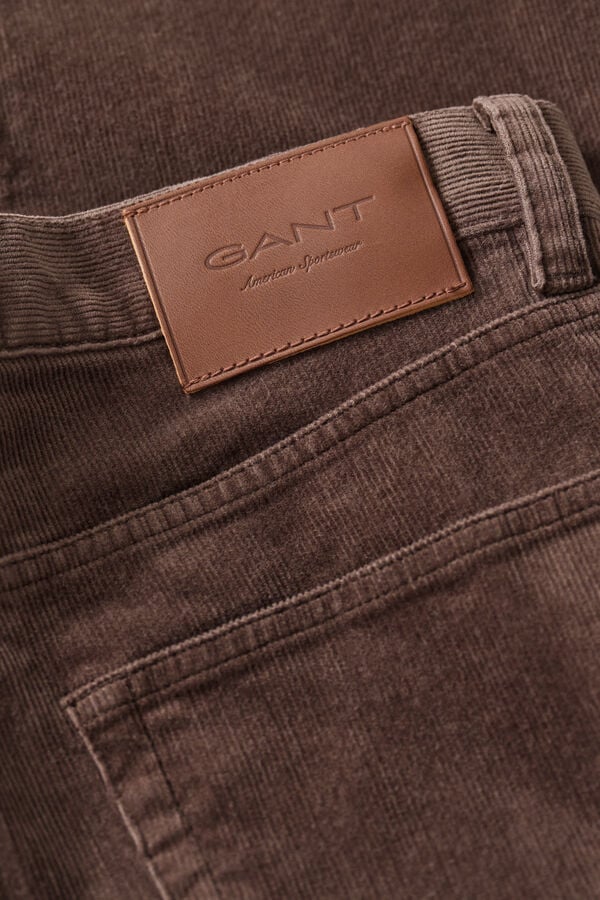 Corduroy Jeans — BLACK BROWN
