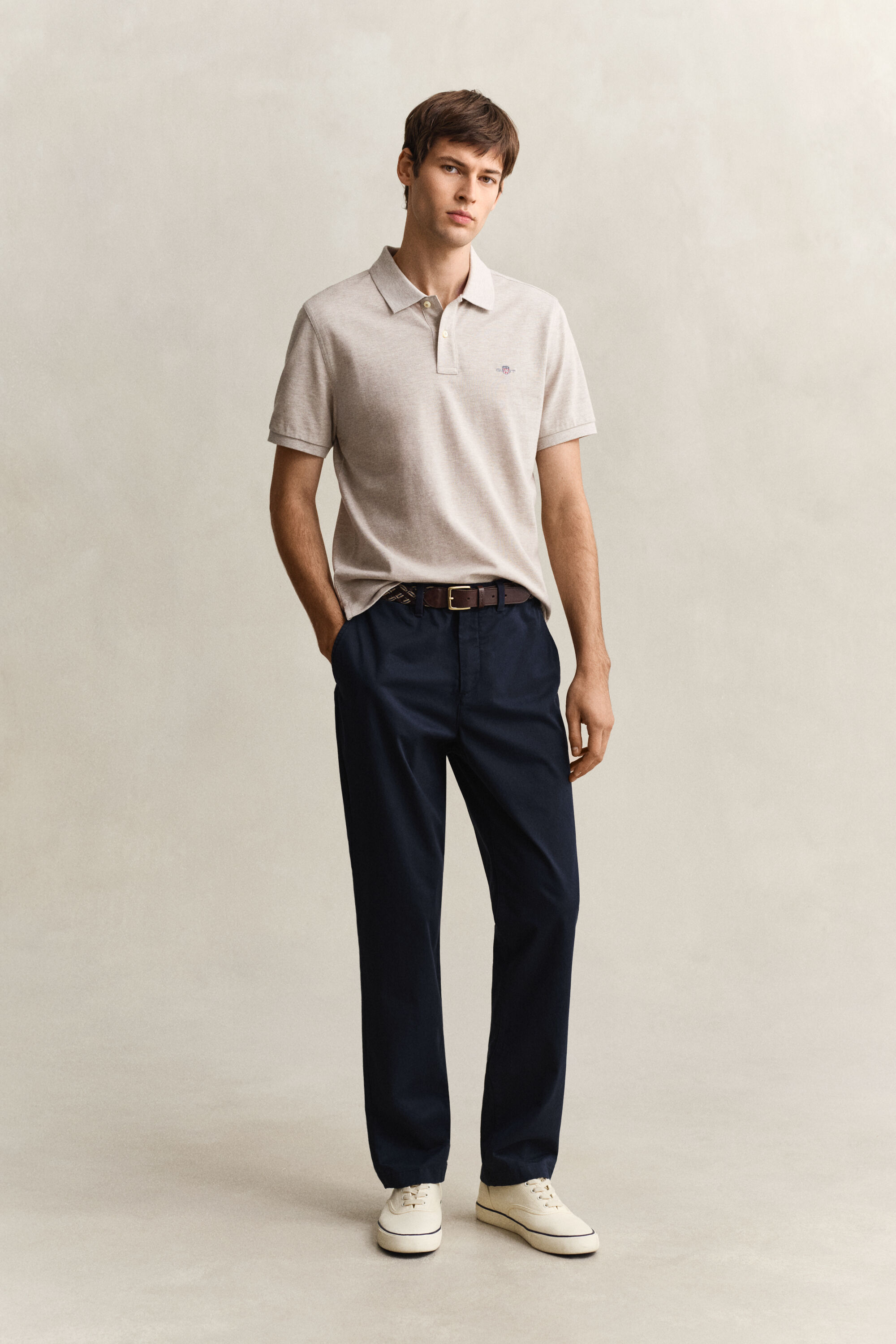 Regular Fit Classic Chinos