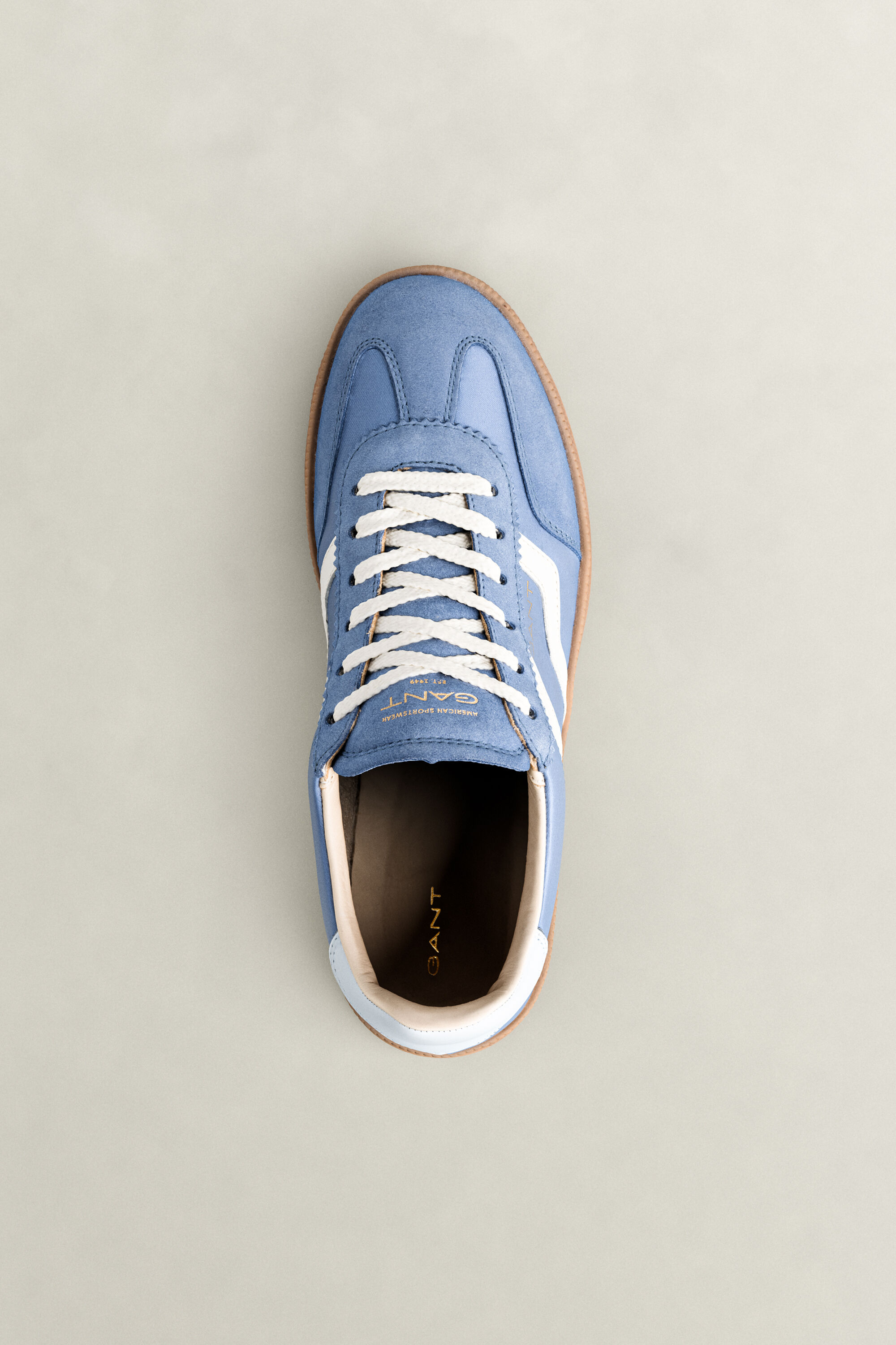 Cuzima Sneakers — CLEAR SKY