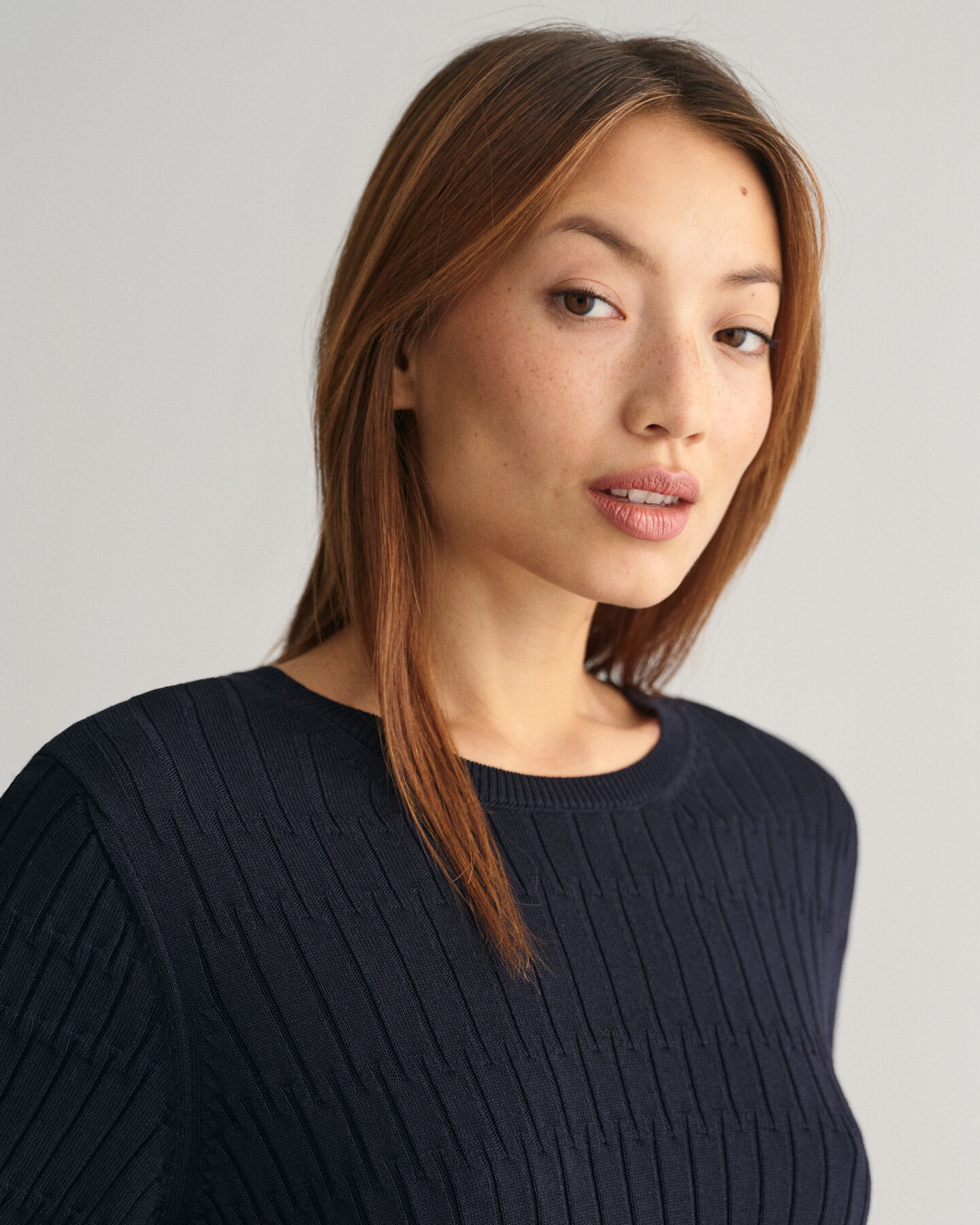 Textured Short Sleeve Crew Neck Sweater