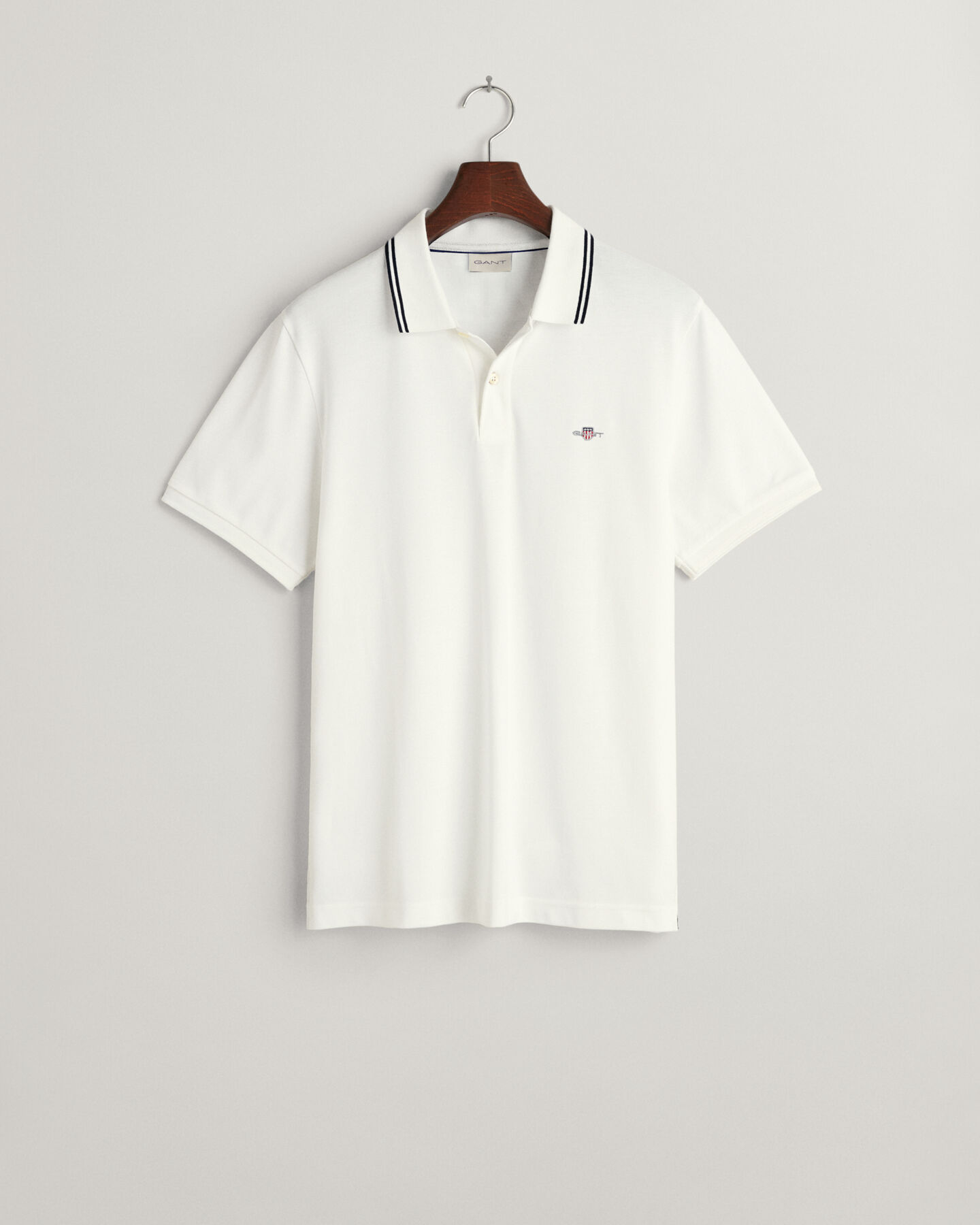 Seasonal Essential Tipped Contrast Piqu&eacute; Polo Shirt
