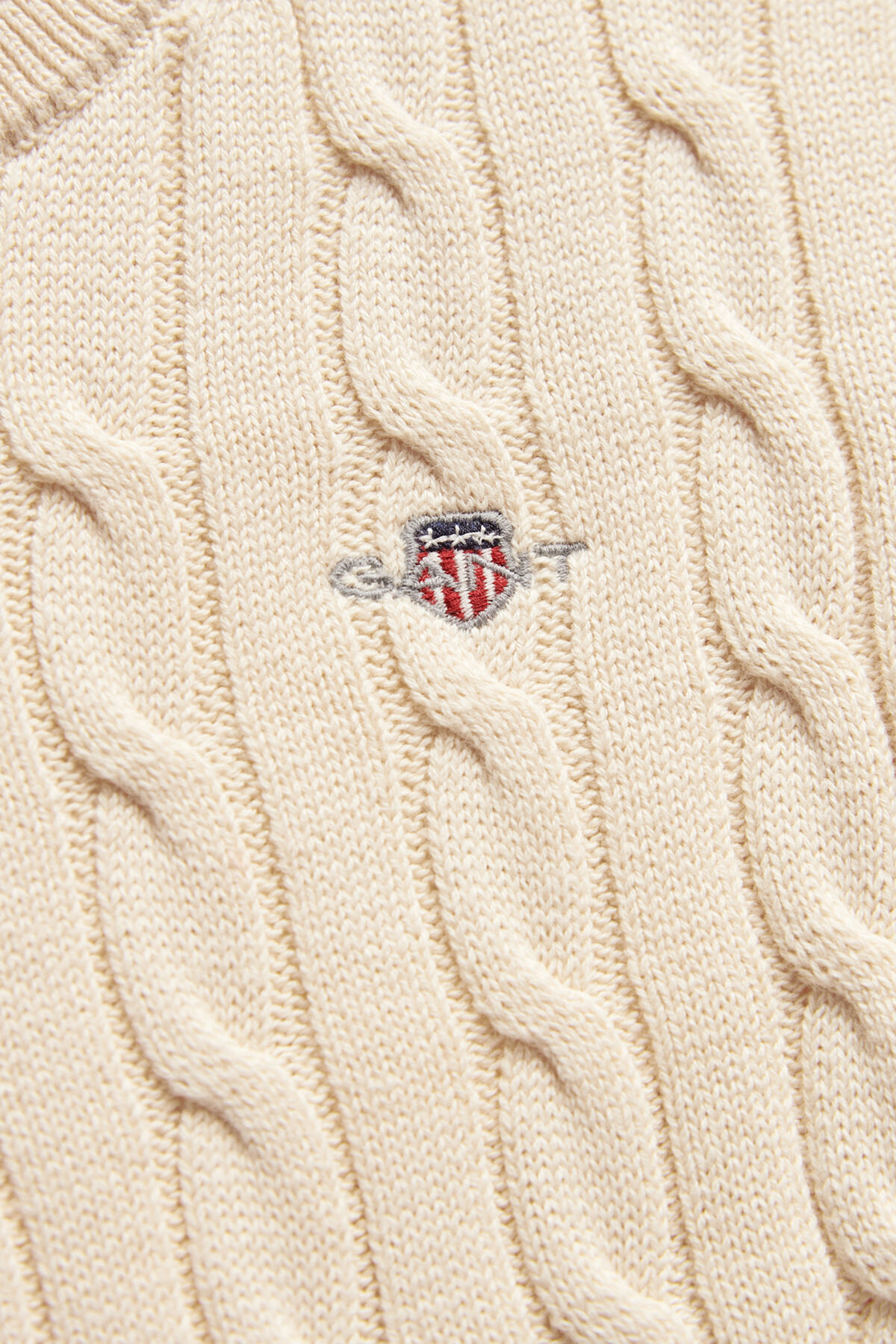 Boys Shield Cable Knit Sweater — CREAMED WHITE