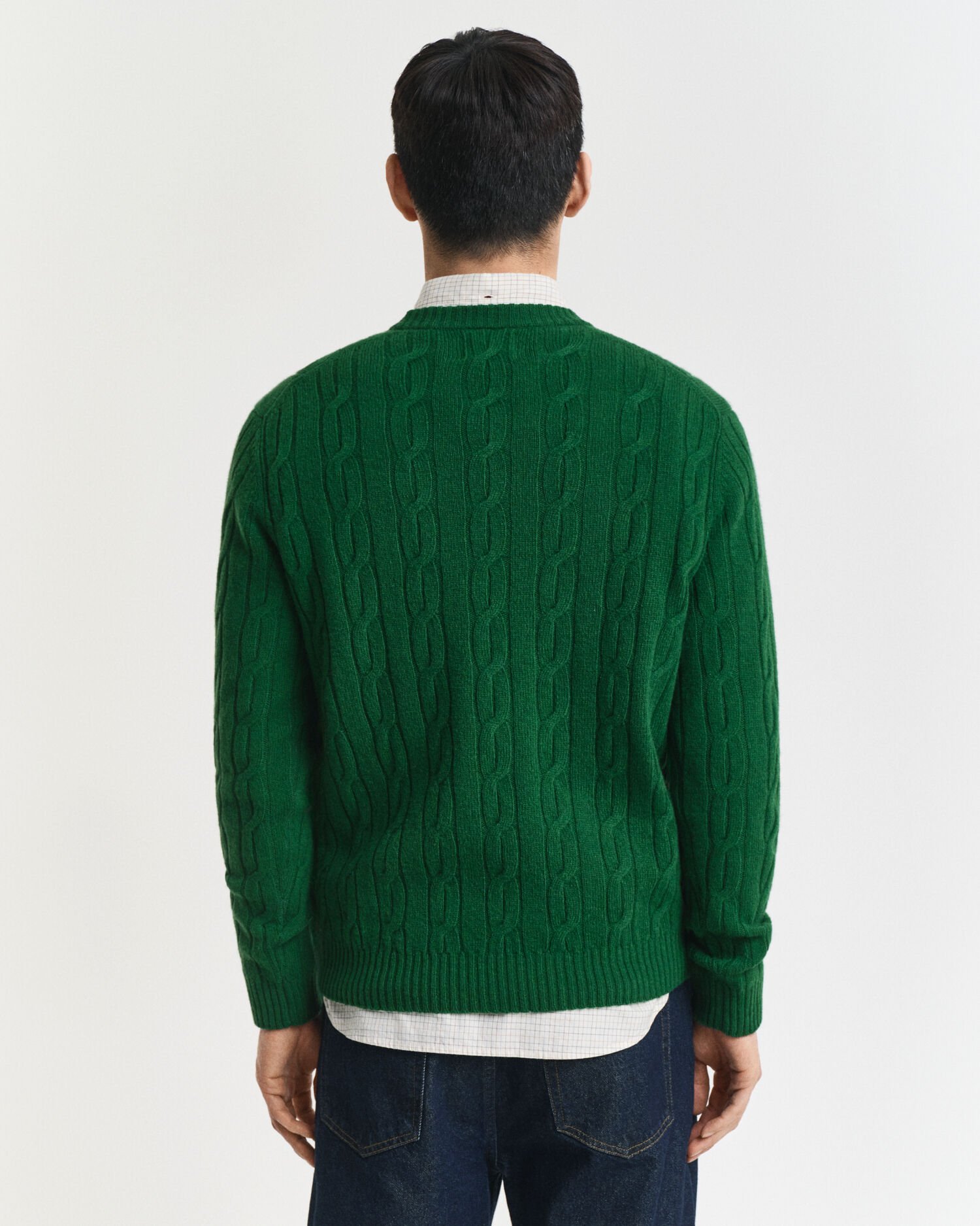 Lambswool Cable Knit Crew Neck Sweater