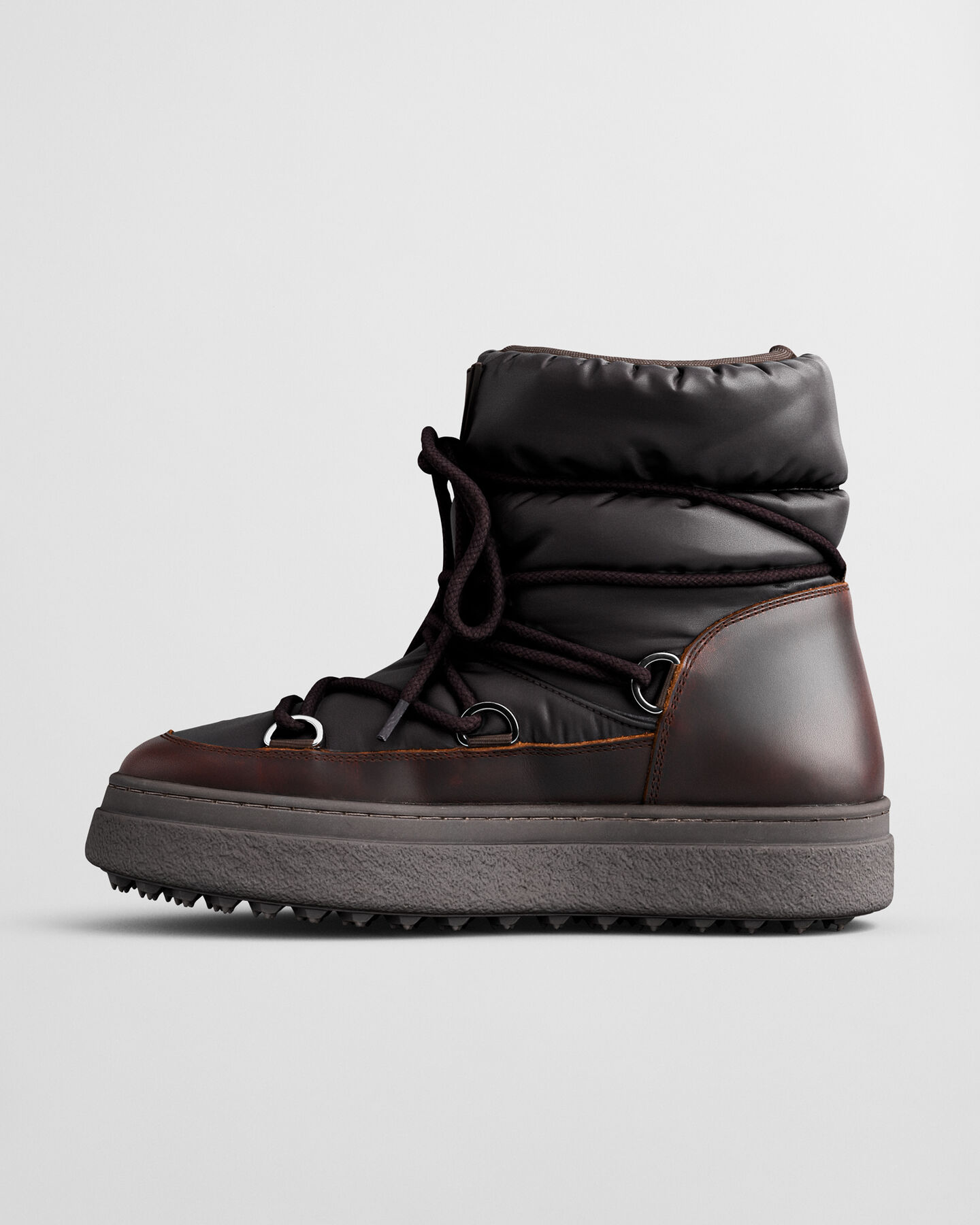 Snowhill Lace-Up Mid Boots