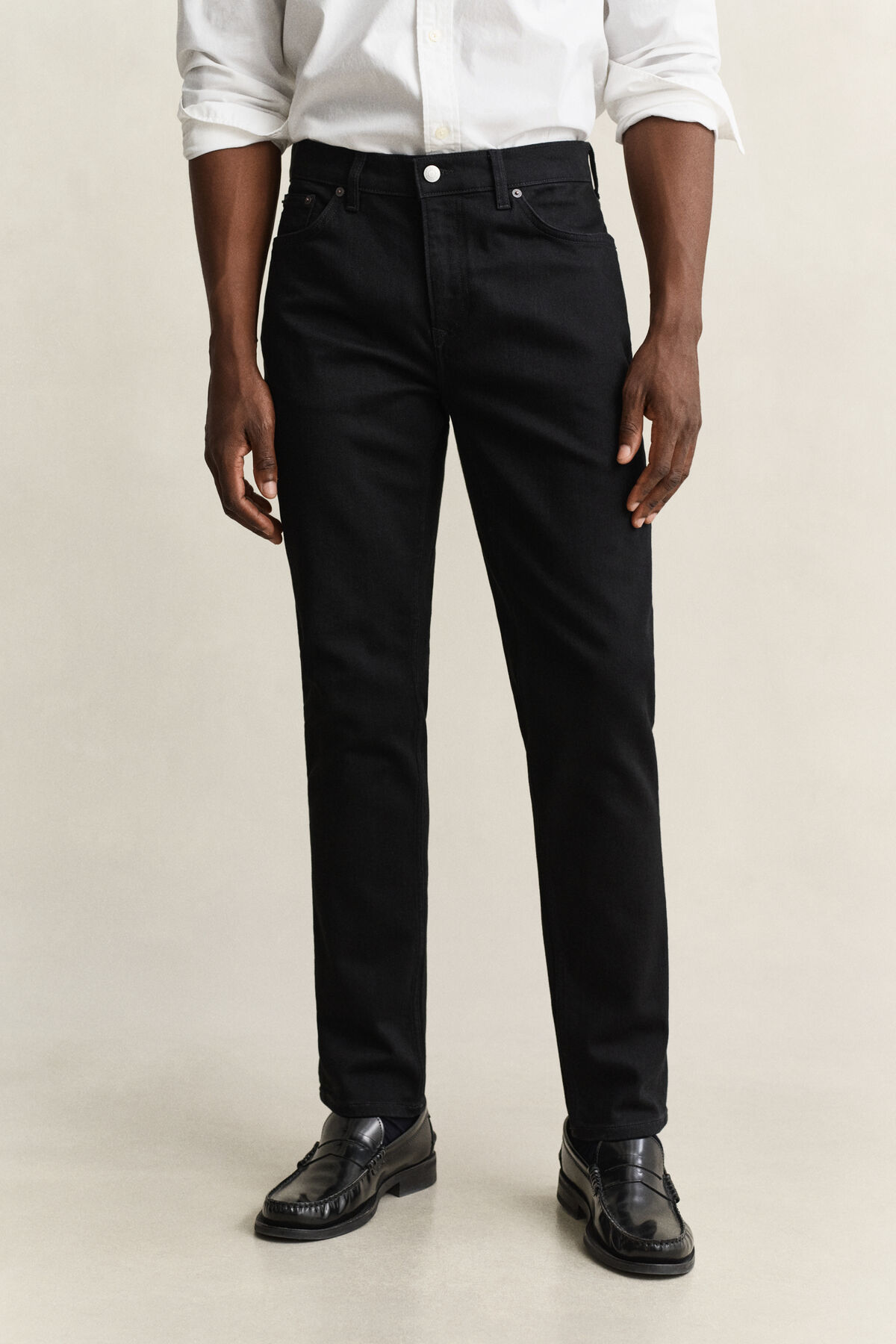 Slim Clean Wash Jeans — BLACK