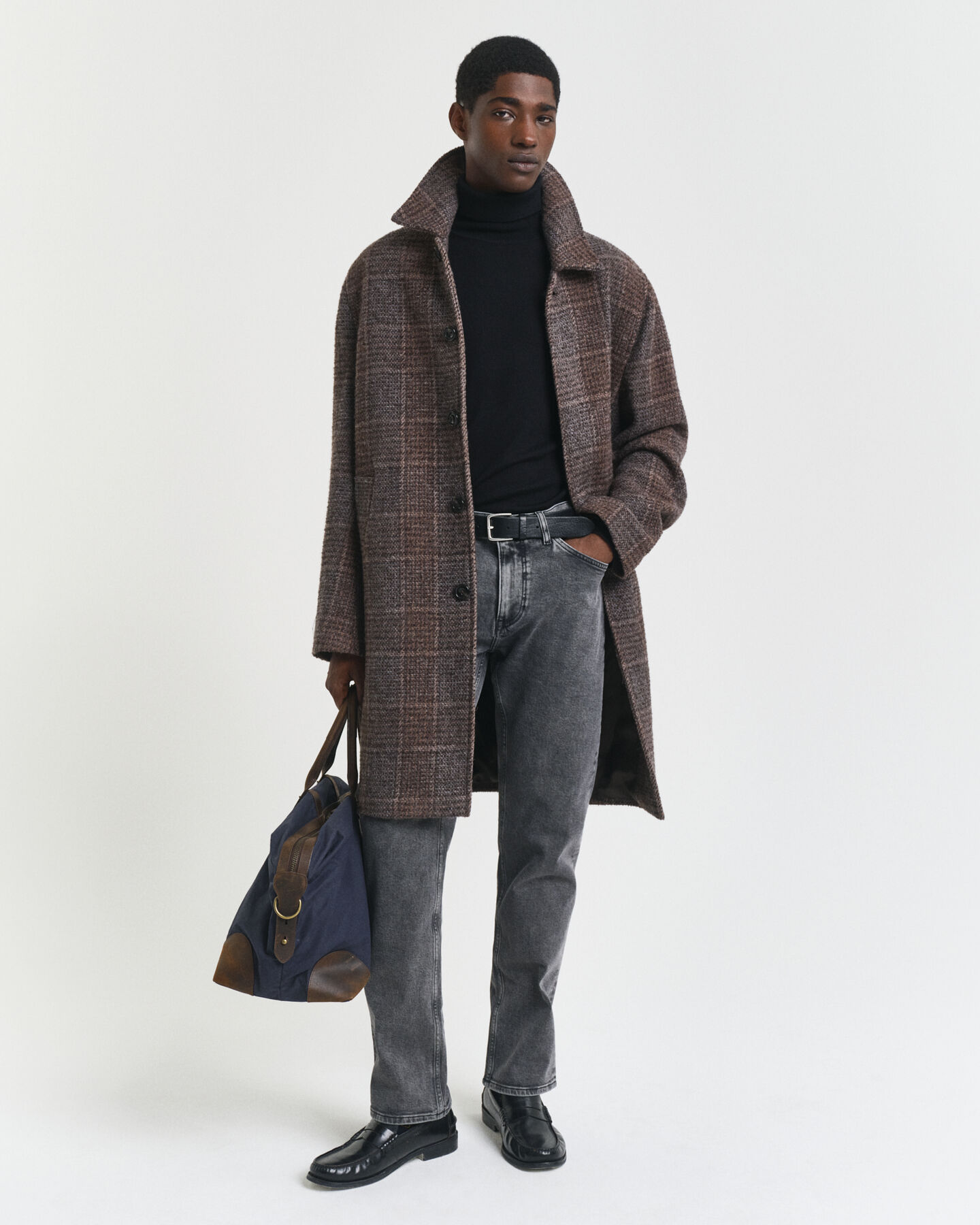 Regular Fit Black Wash Jeans