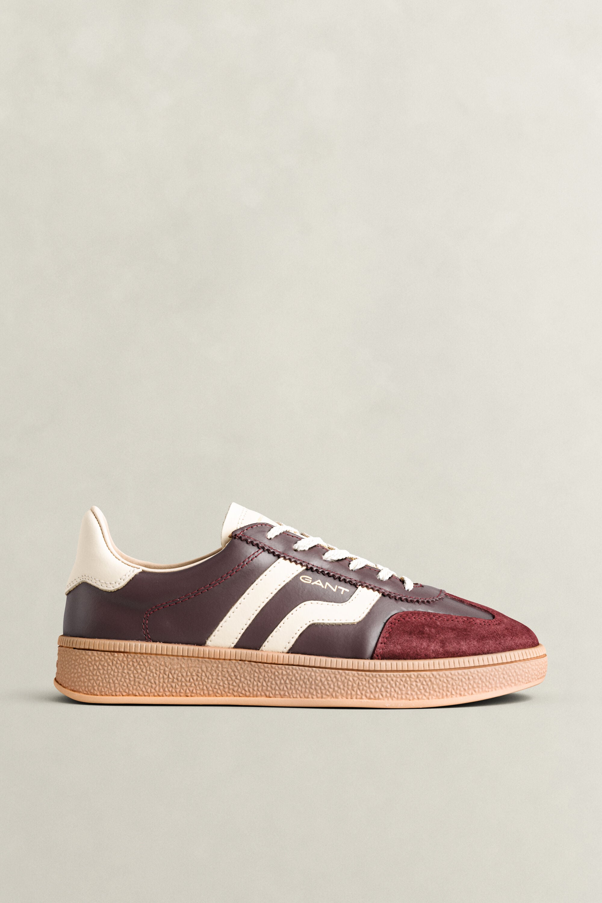 Cuzima Suede Leather Sneakers