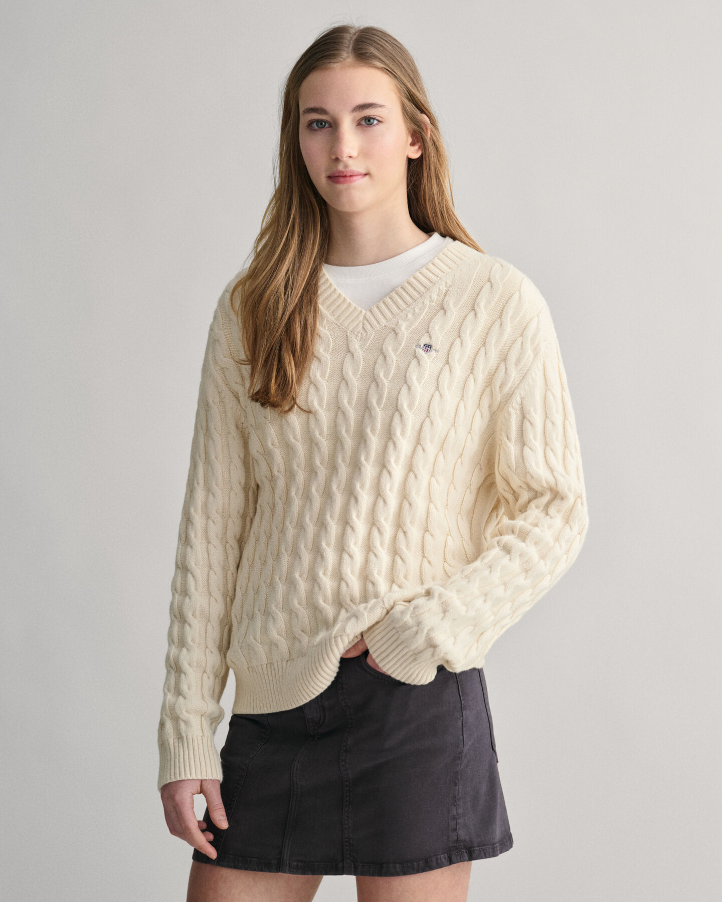 Teens Shield Cable Knit V-Neck Sweater