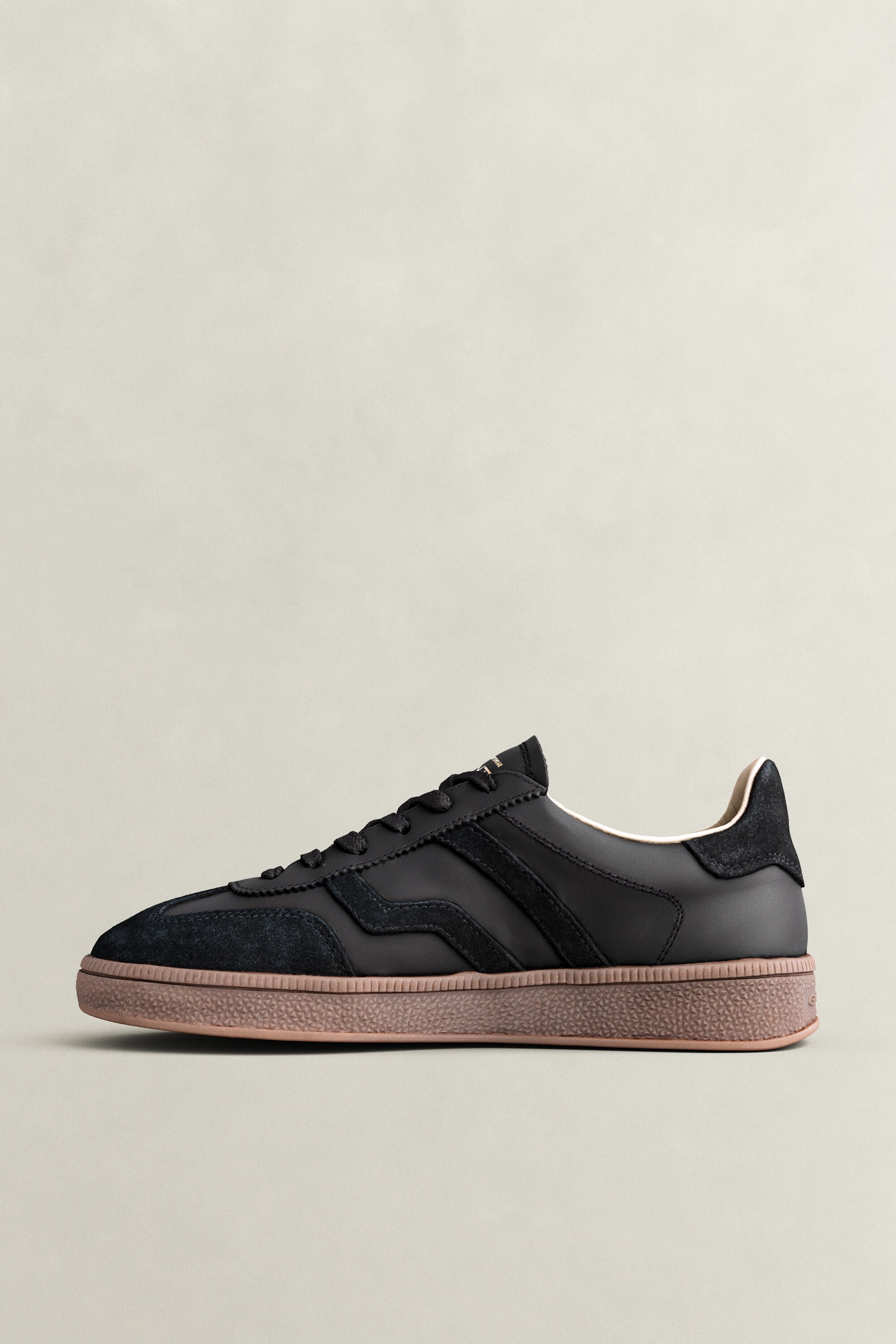 Cuzima Suede Leather Sneakers
