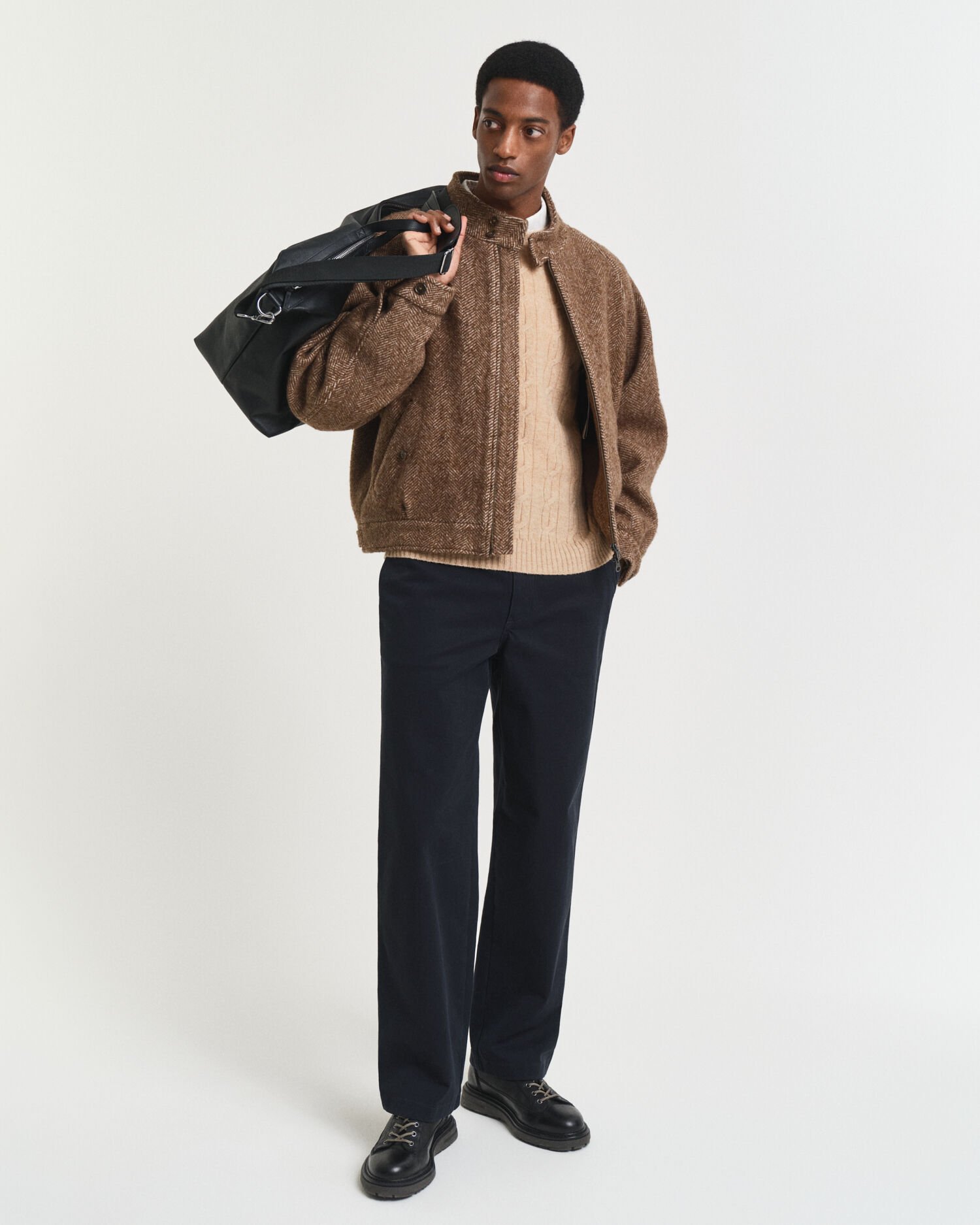 Lambswool Cable Knit Crew Neck Sweater