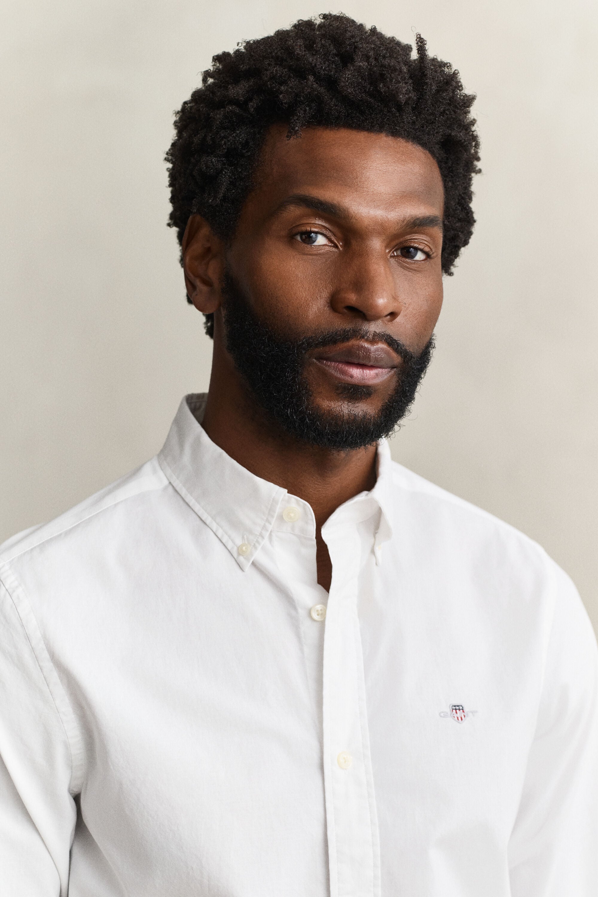 Classic Slim Poplin Shirt