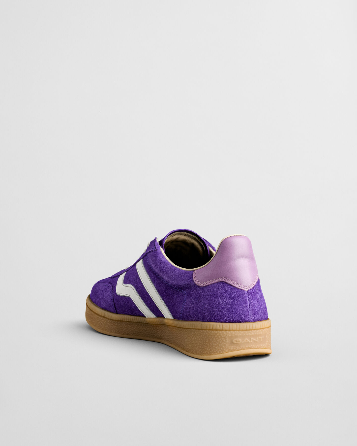 Cuzima Suede Sneakers