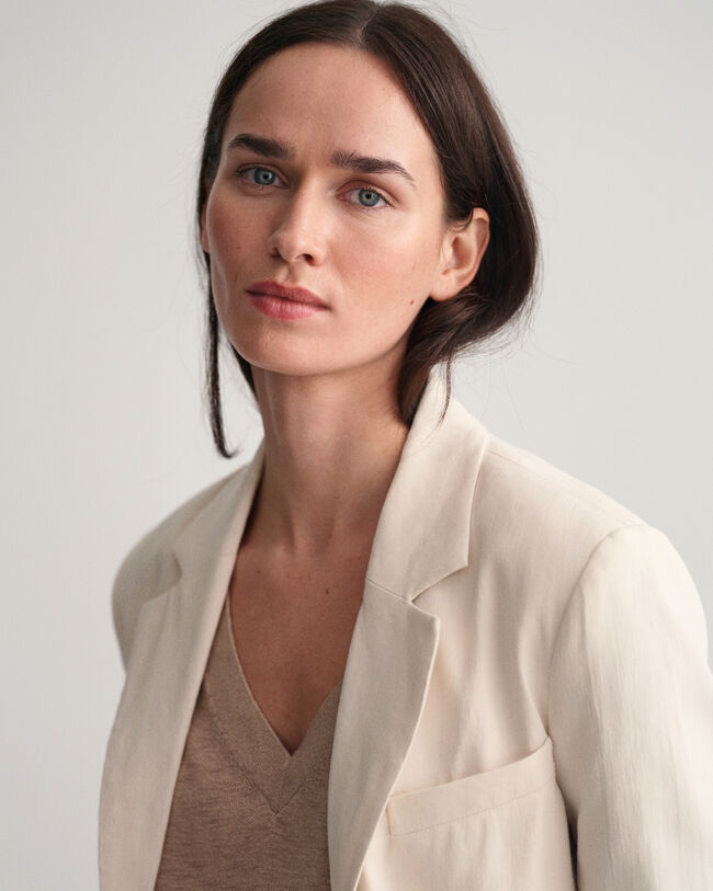 Linen Blend V-Neck Vest