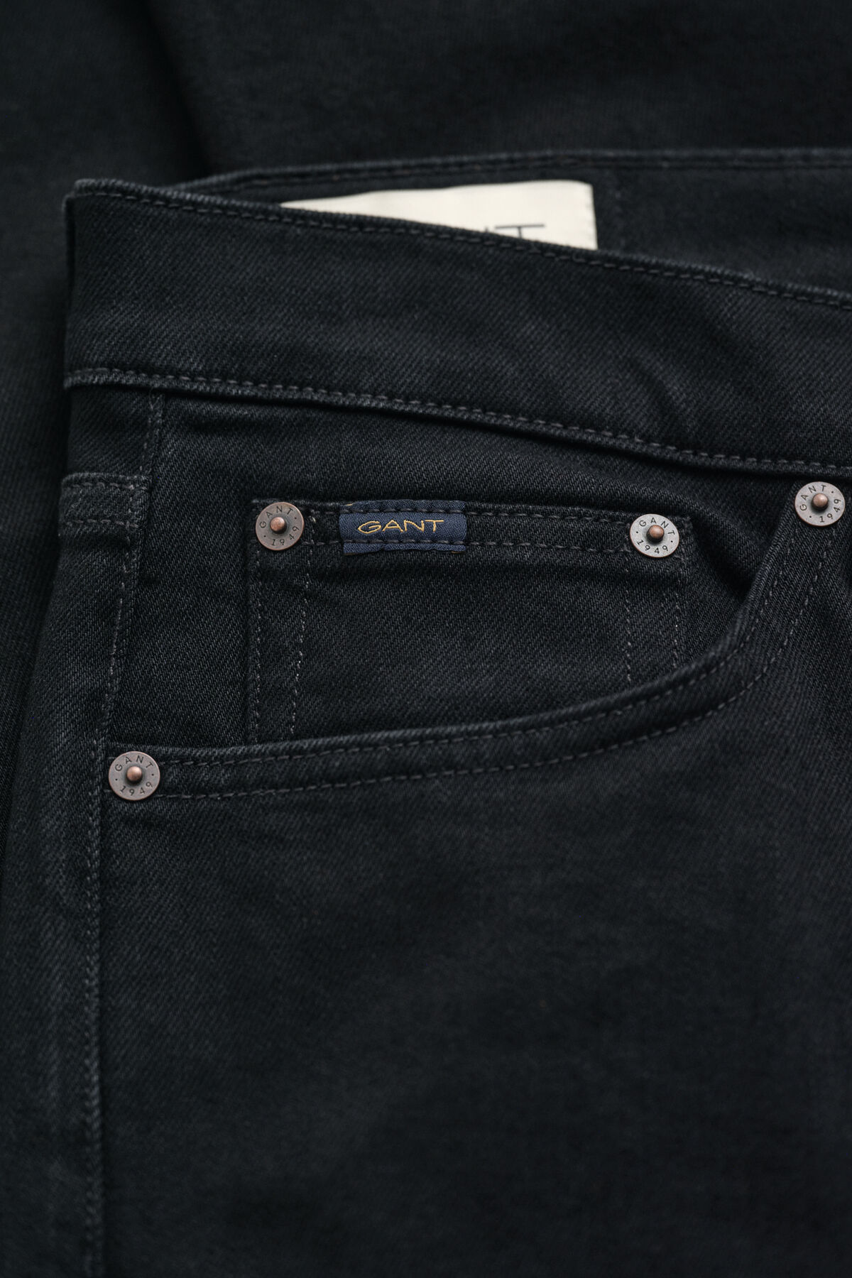 Slim Clean Wash Jeans — BLACK