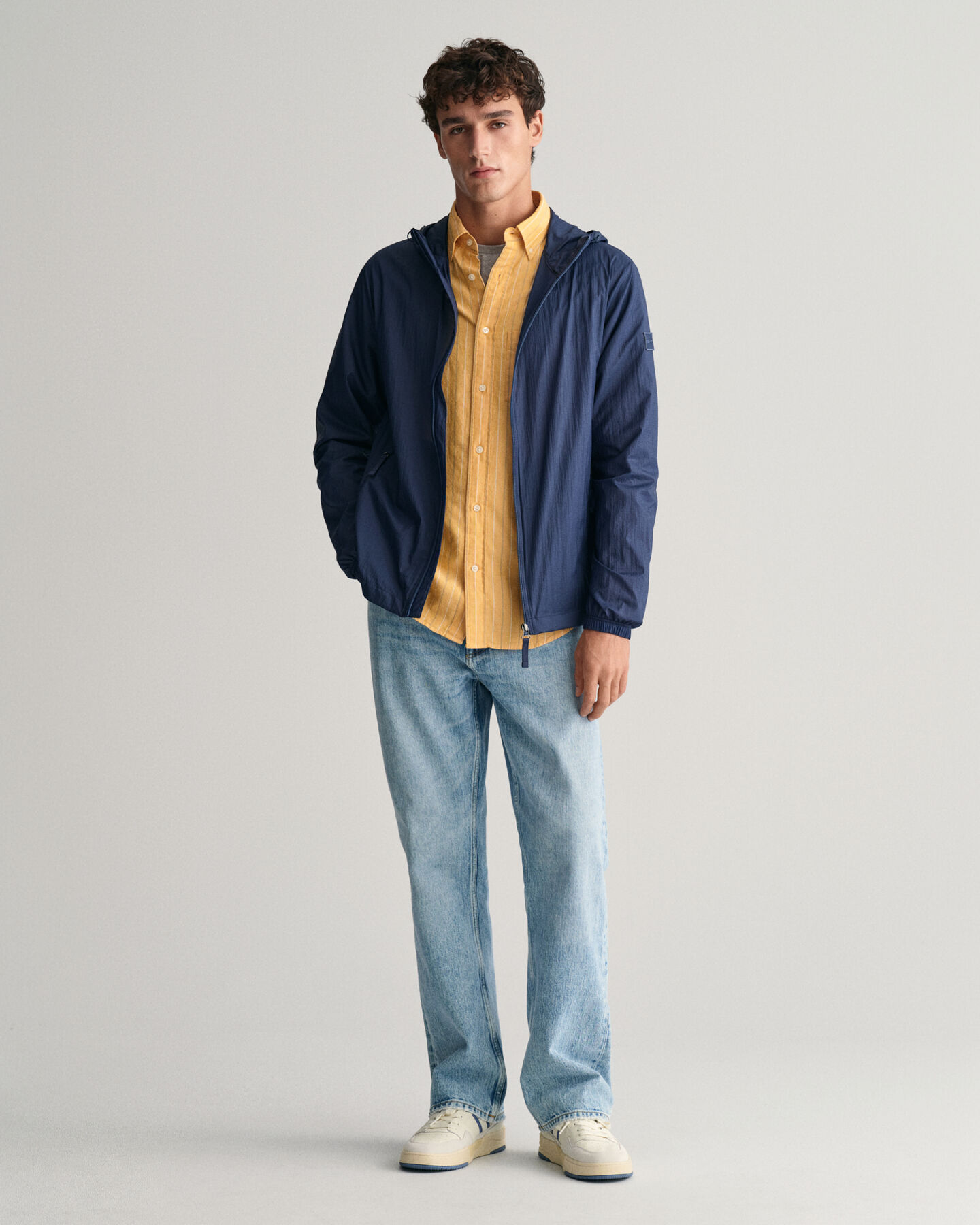 Packable Lightweight Windbreaker