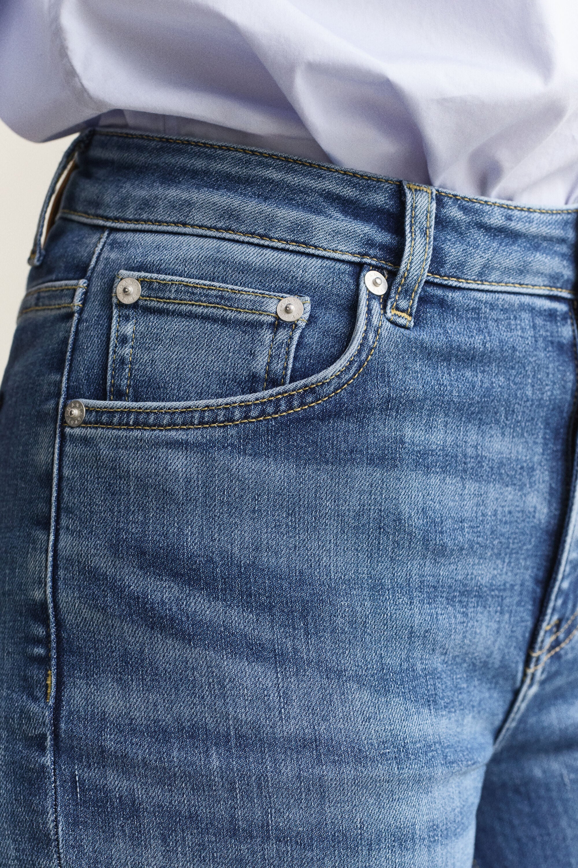 Cropped Stretch Jeans