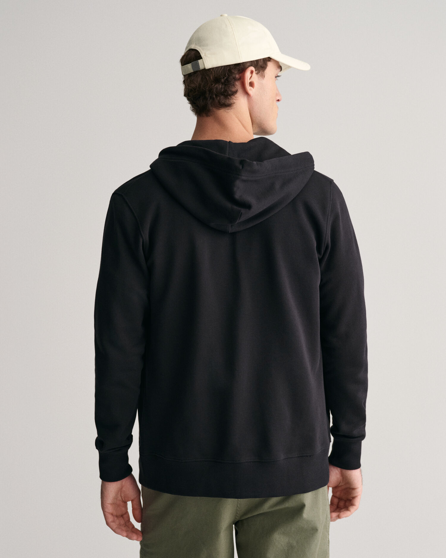 Sweat à Capuche Zippé GANT Pour Homme - Coupe Regular - Tissu Shield Confortable - Capuche Avec Cordon, Poignets Côtelés - Idéal Casual Quotidien