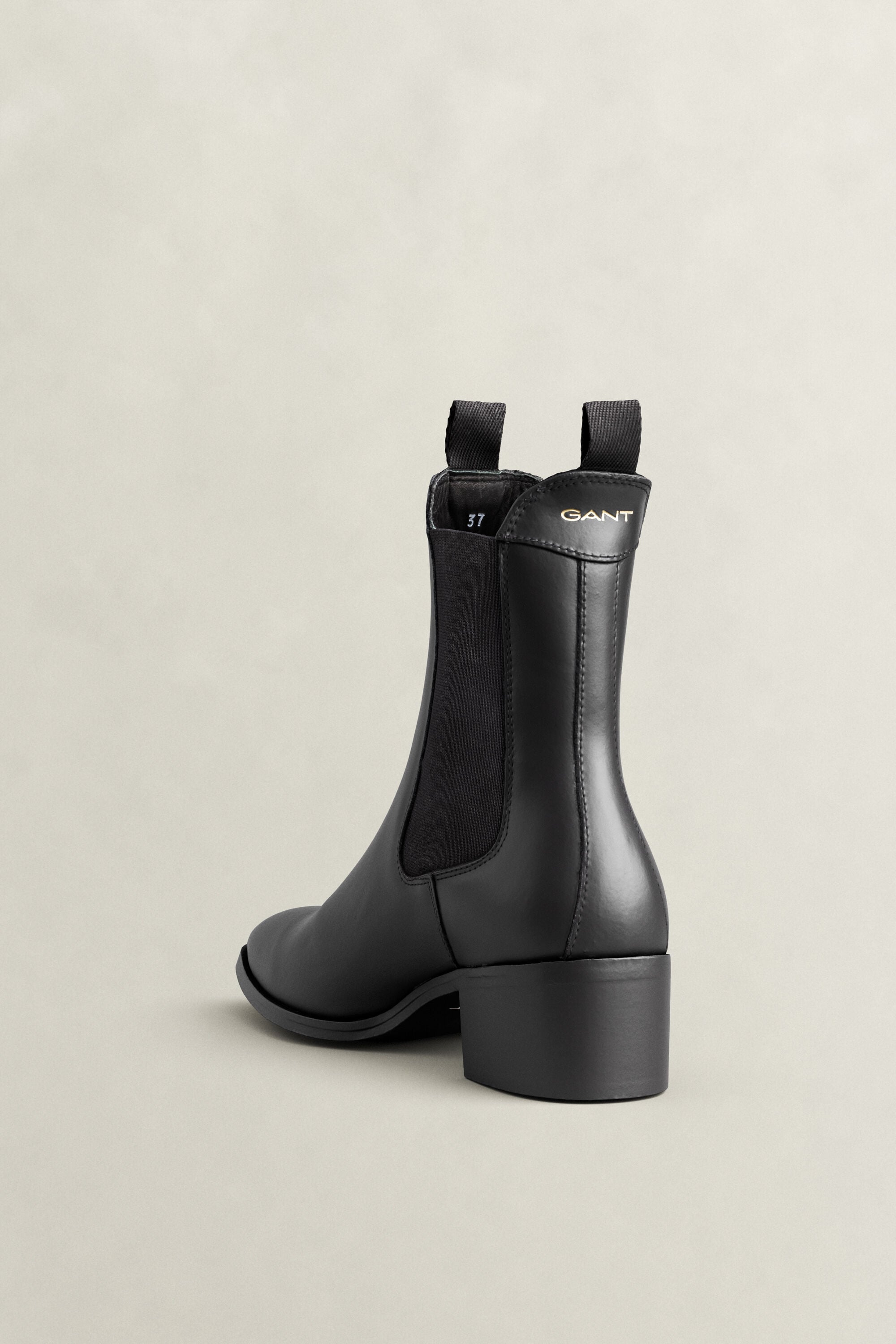 St Broomly Leather Chelsea Boots