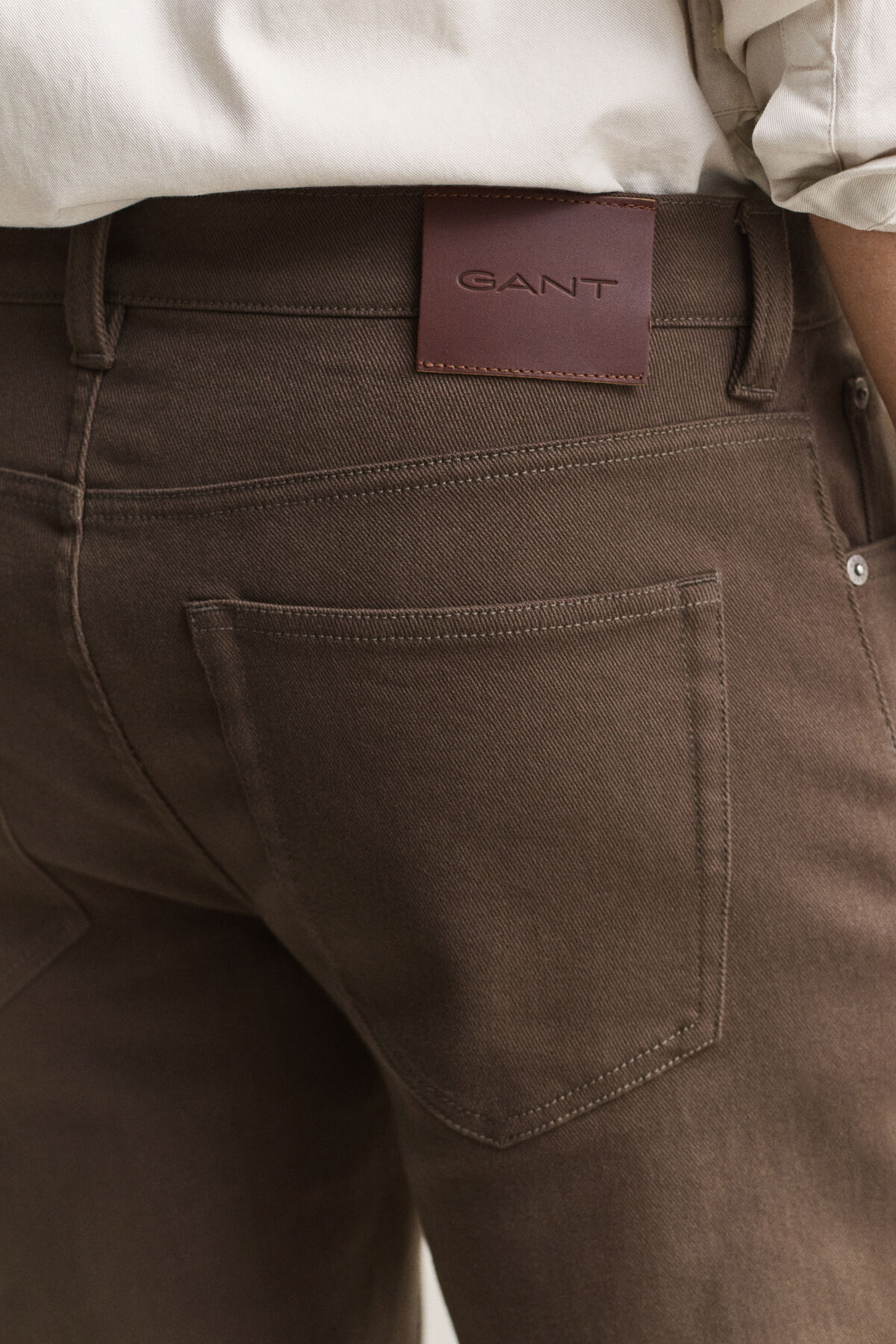 Regular Fit Twill Jeans — SHADOW BROWN