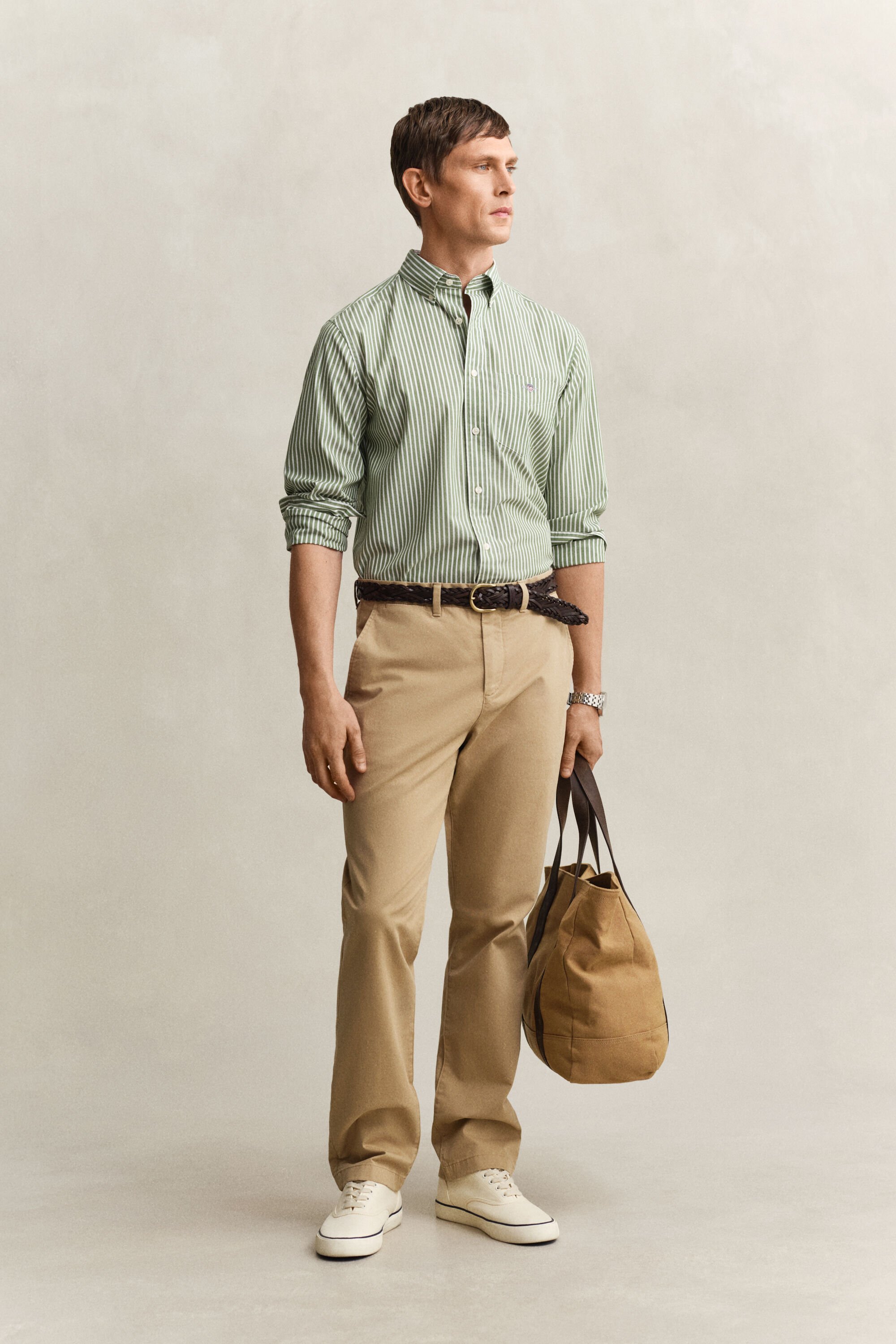 Regular Fit Classic Chinos