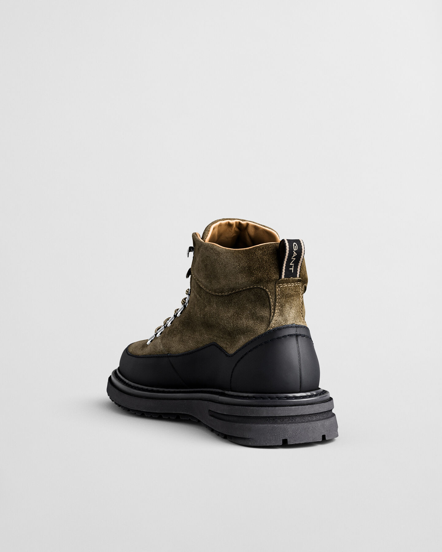 Hillprep Mid Suede Boots