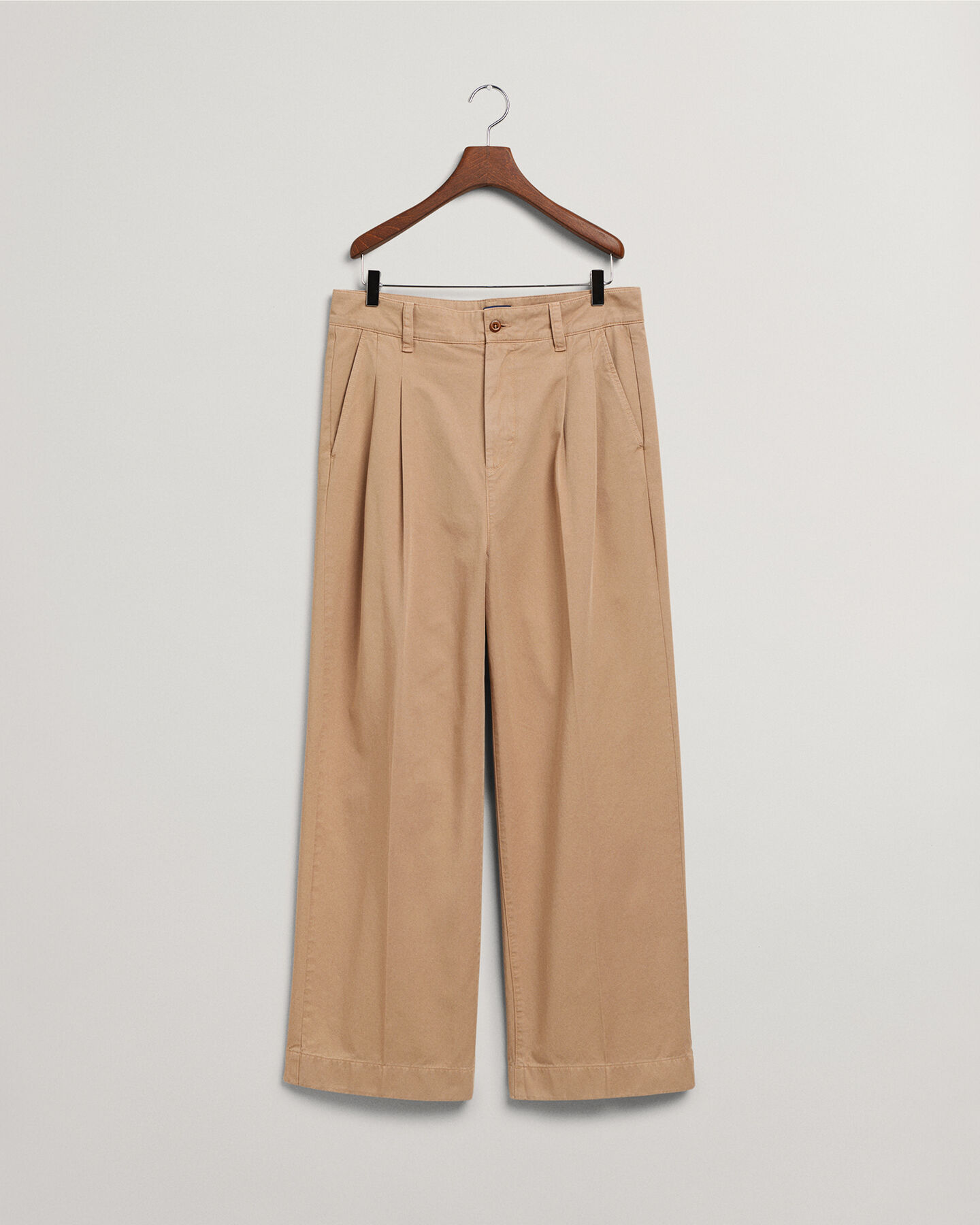 Pleated Volume Chinos