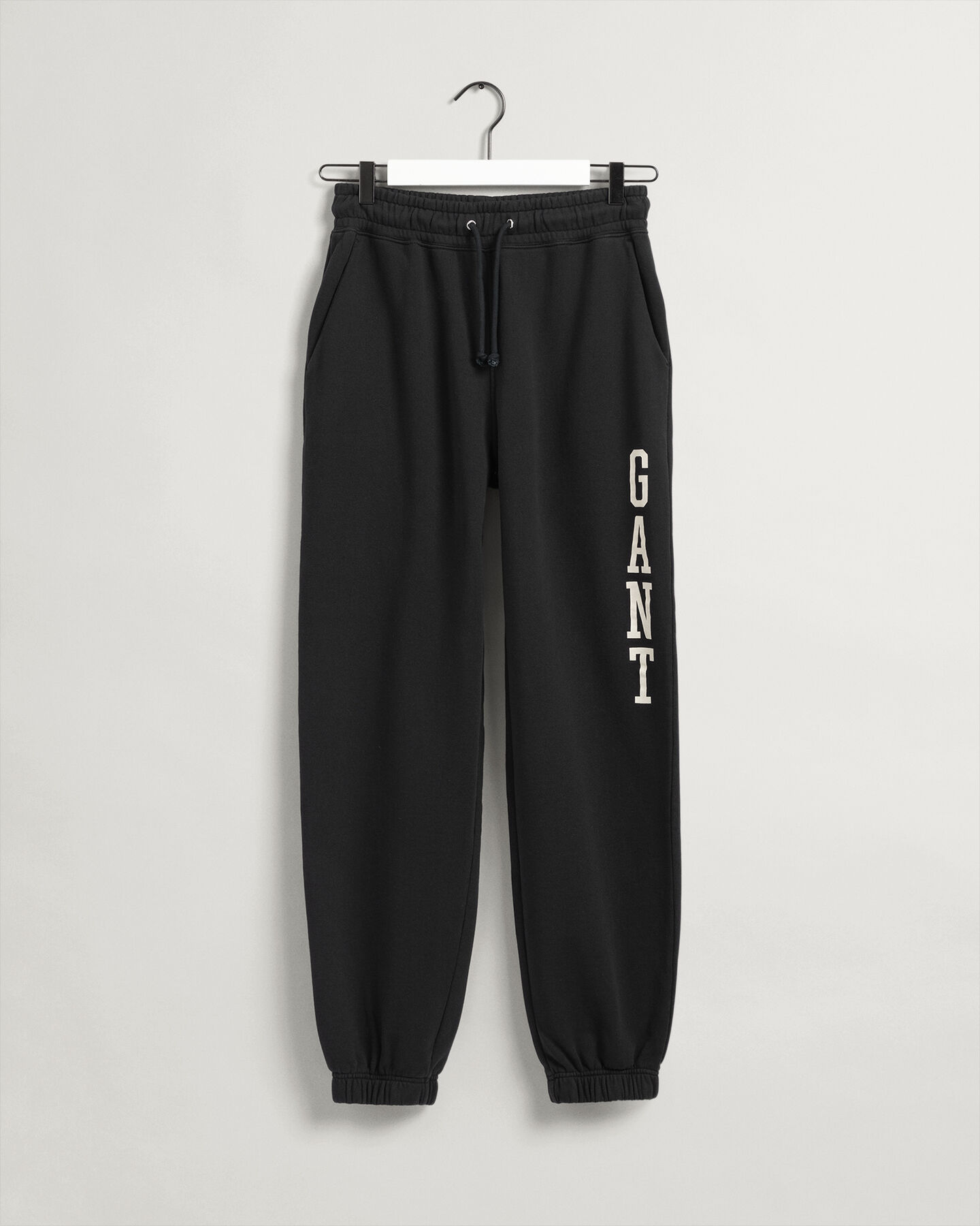 Retro Shield Sweatpants