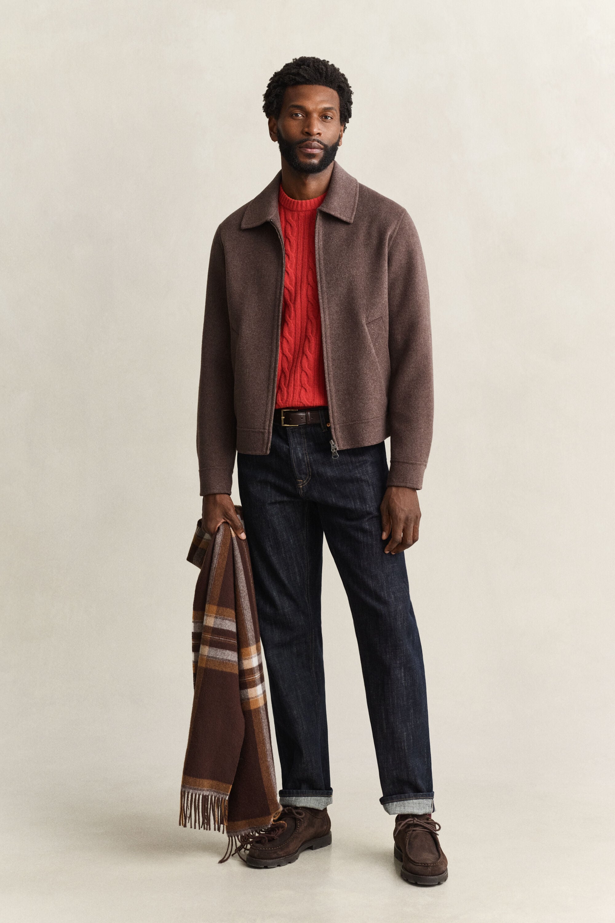 Lambswool Cable Knit Crew Neck Sweater