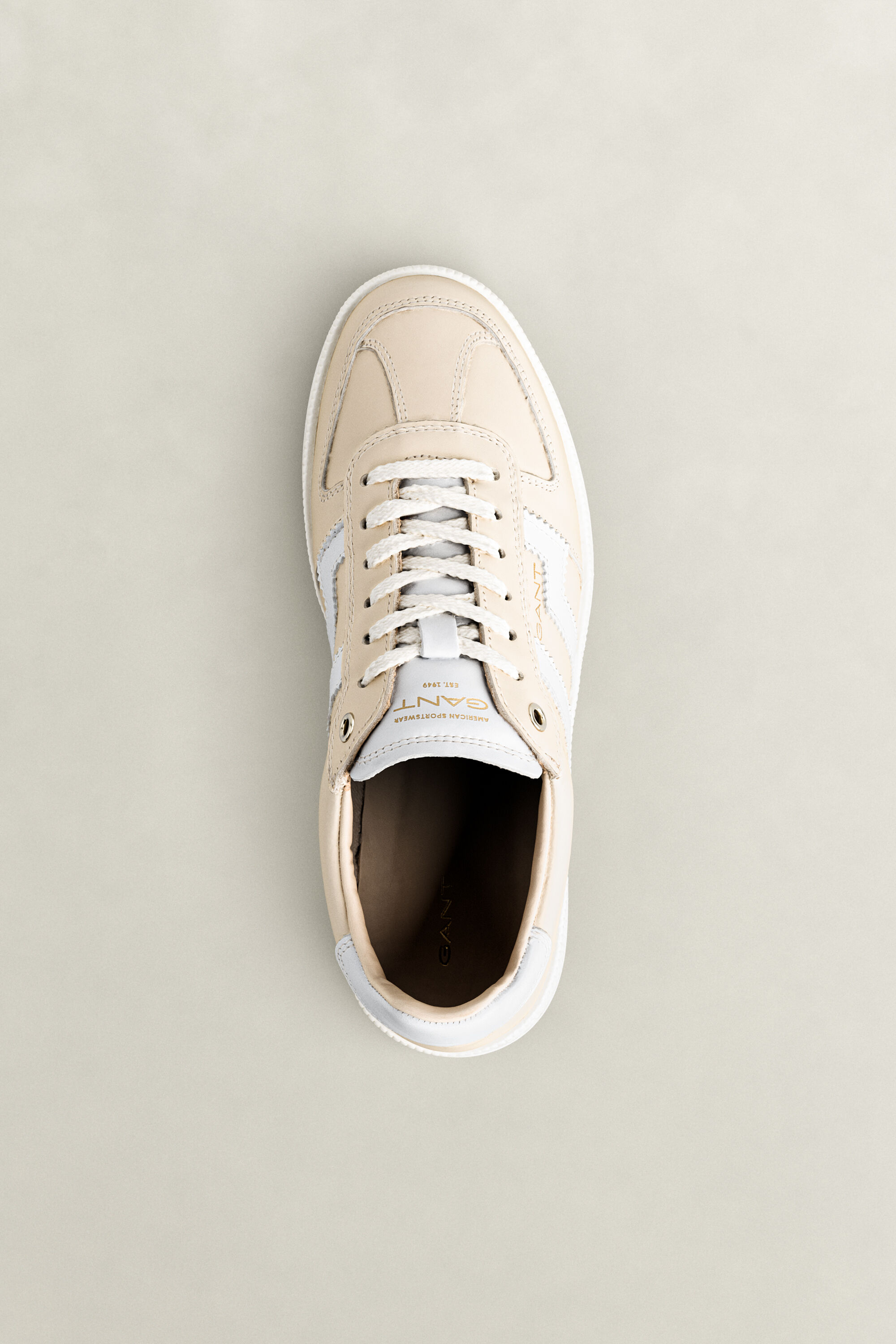Cuzima Leather Sneakers — CREAM