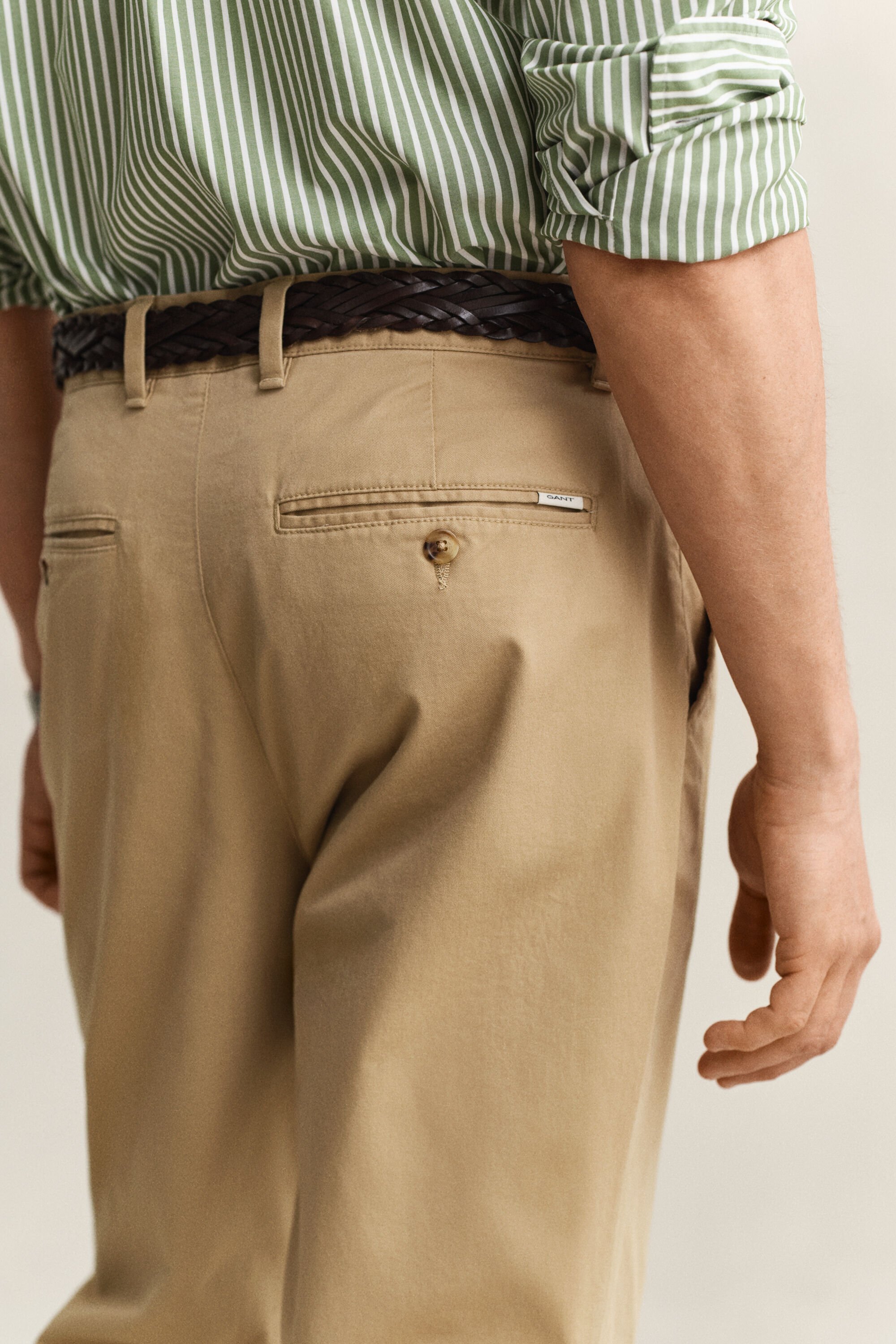 Regular Fit Classic Chinos