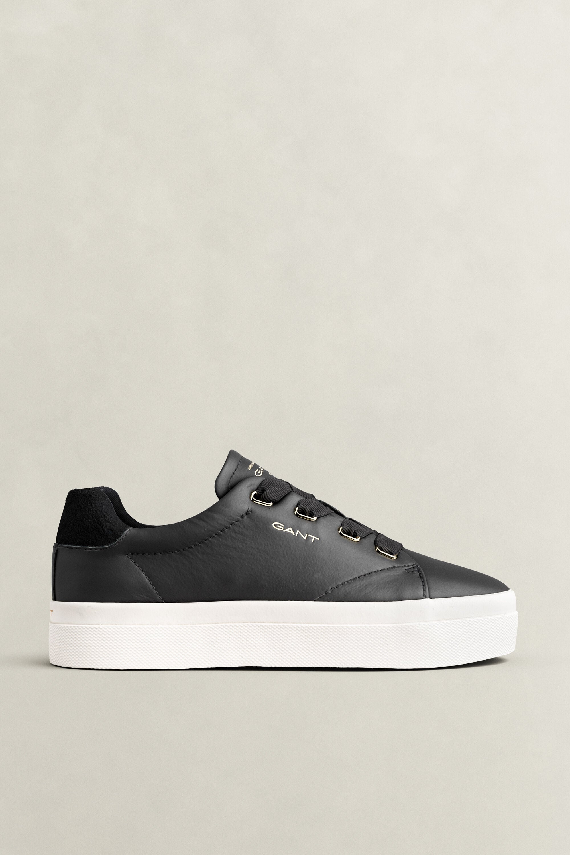 Avona Leather Sneakers