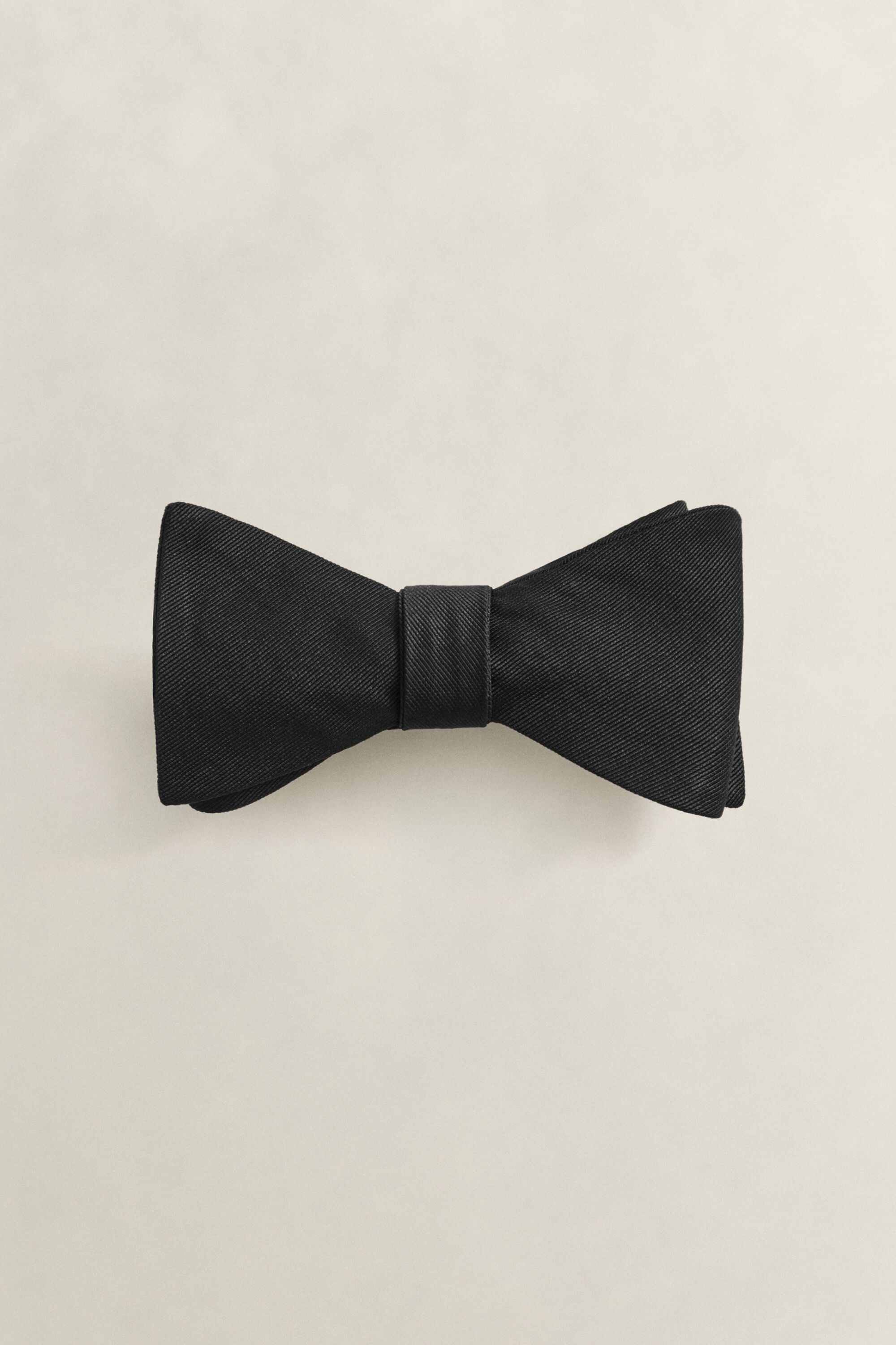 Bow Tie — BLACK