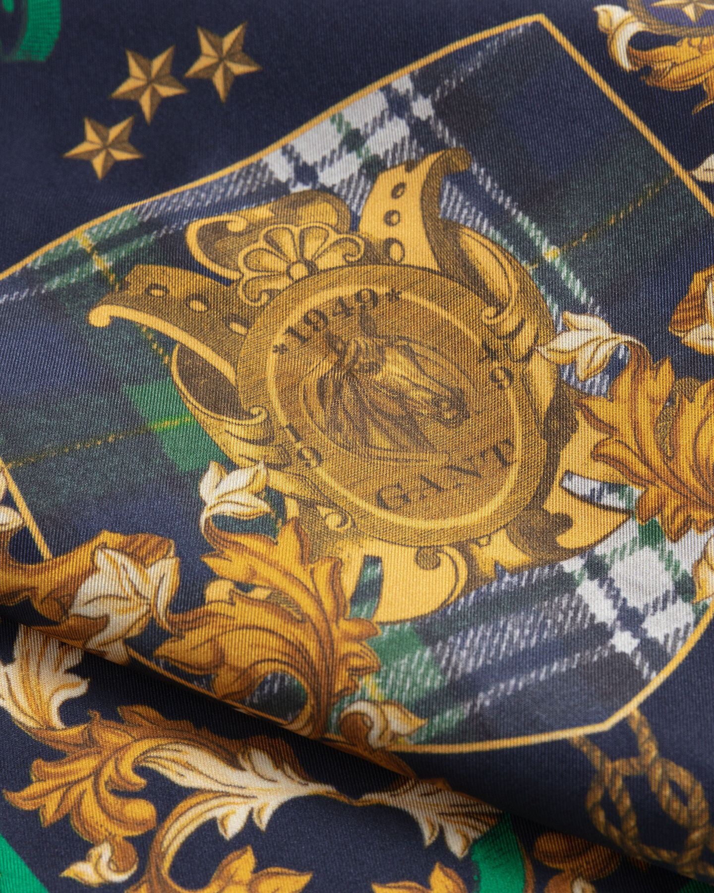 Chain Print Pocket Square