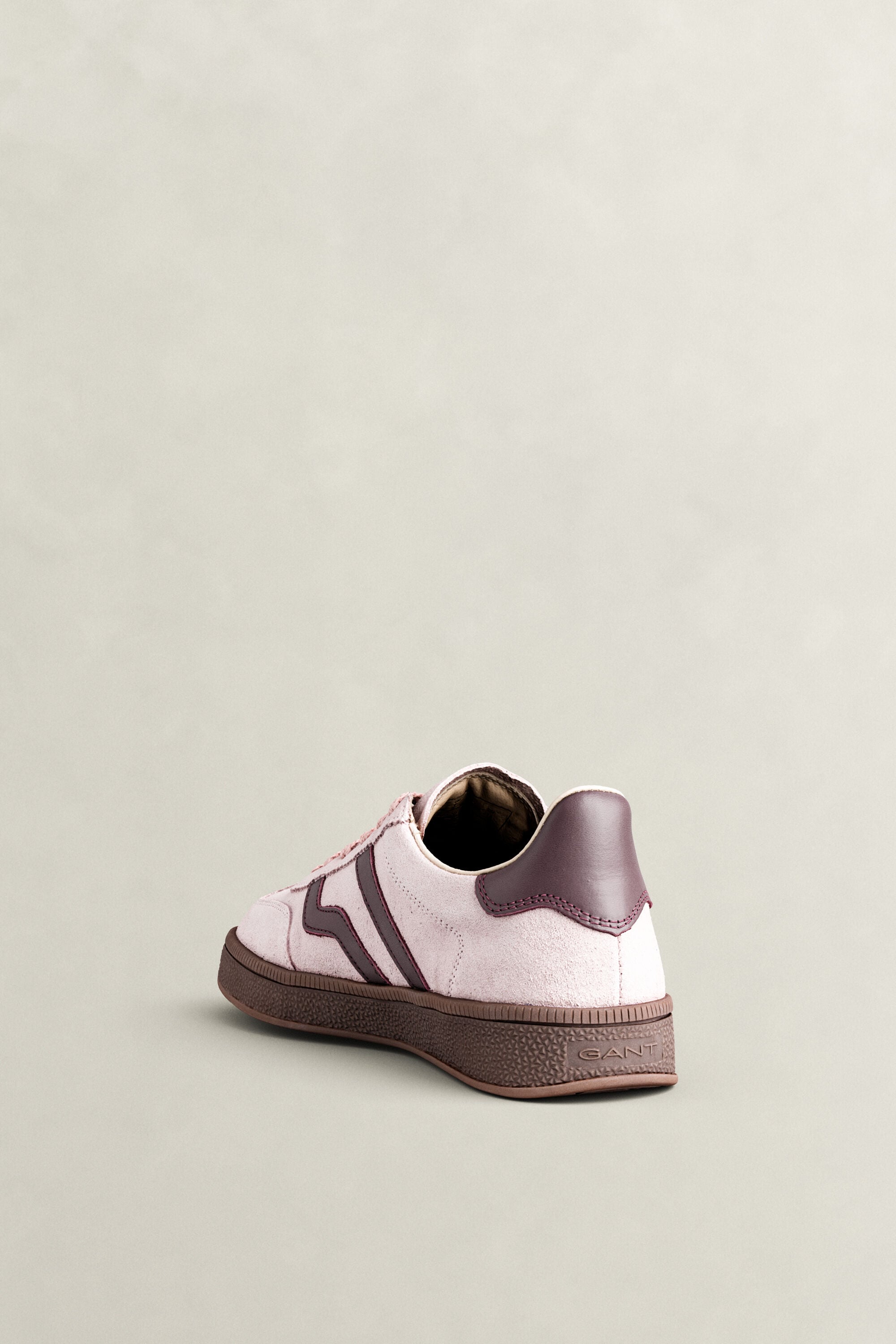 Cuzima Suede Sneakers