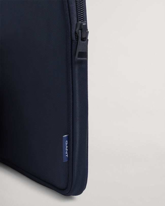 Teens Retro Shield Laptop Case