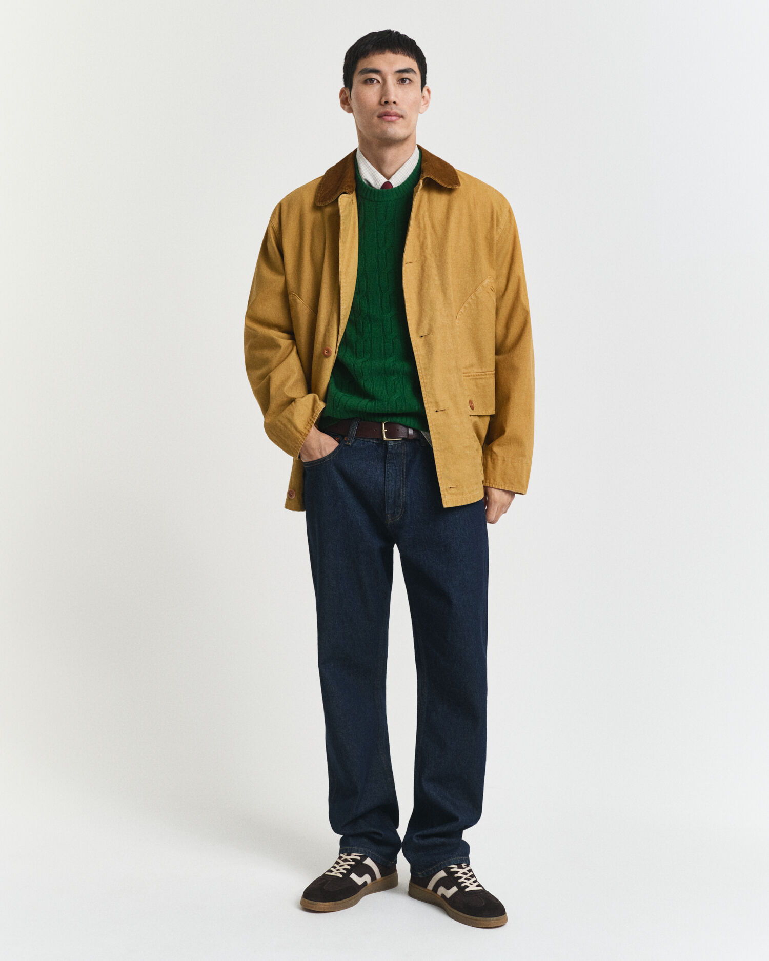 Lambswool Cable Knit Crew Neck Sweater