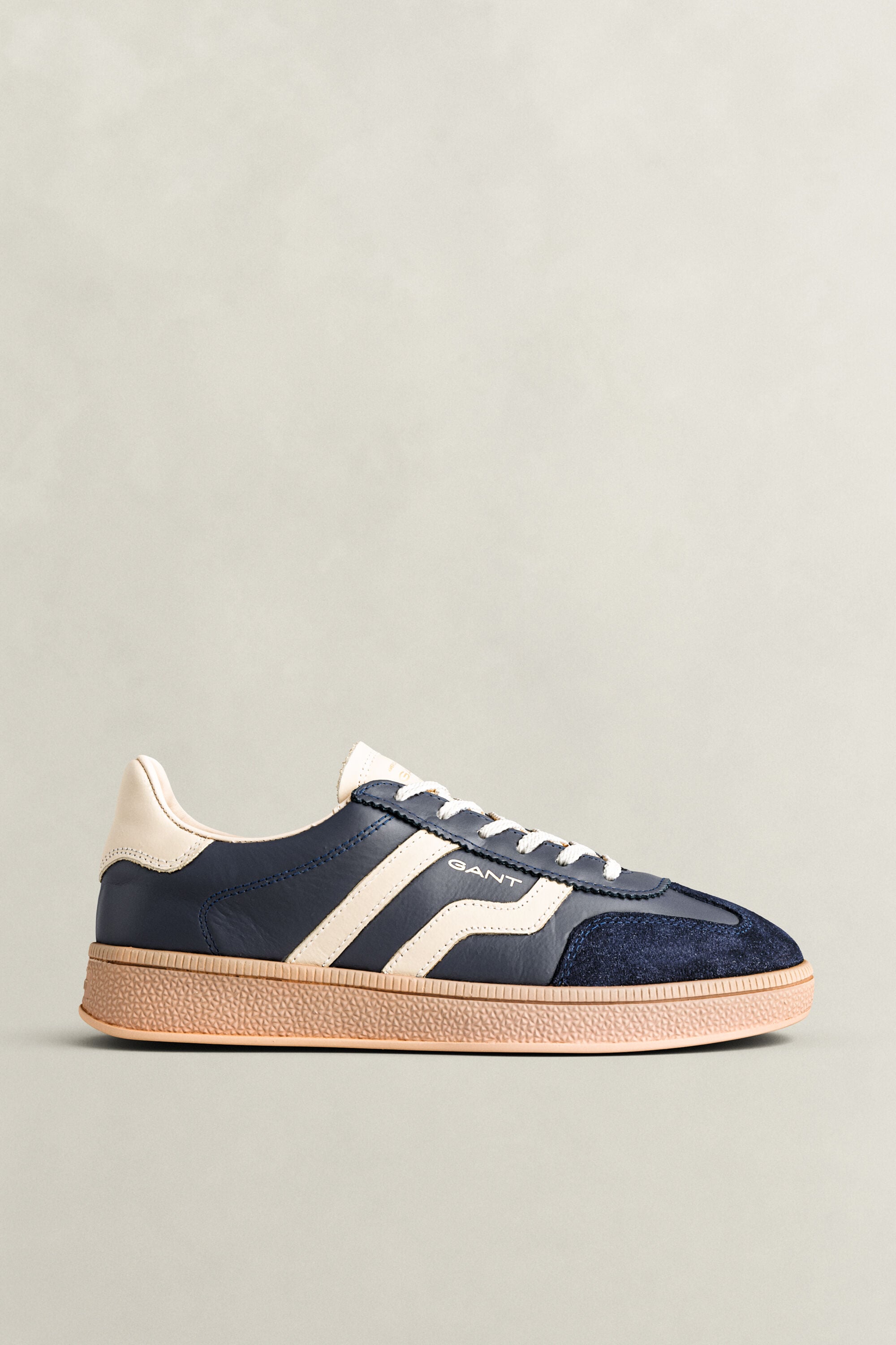 Cuzima Suede Leather Sneakers