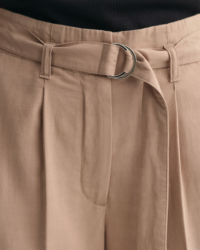 Relaxed Fit Belted Shorts