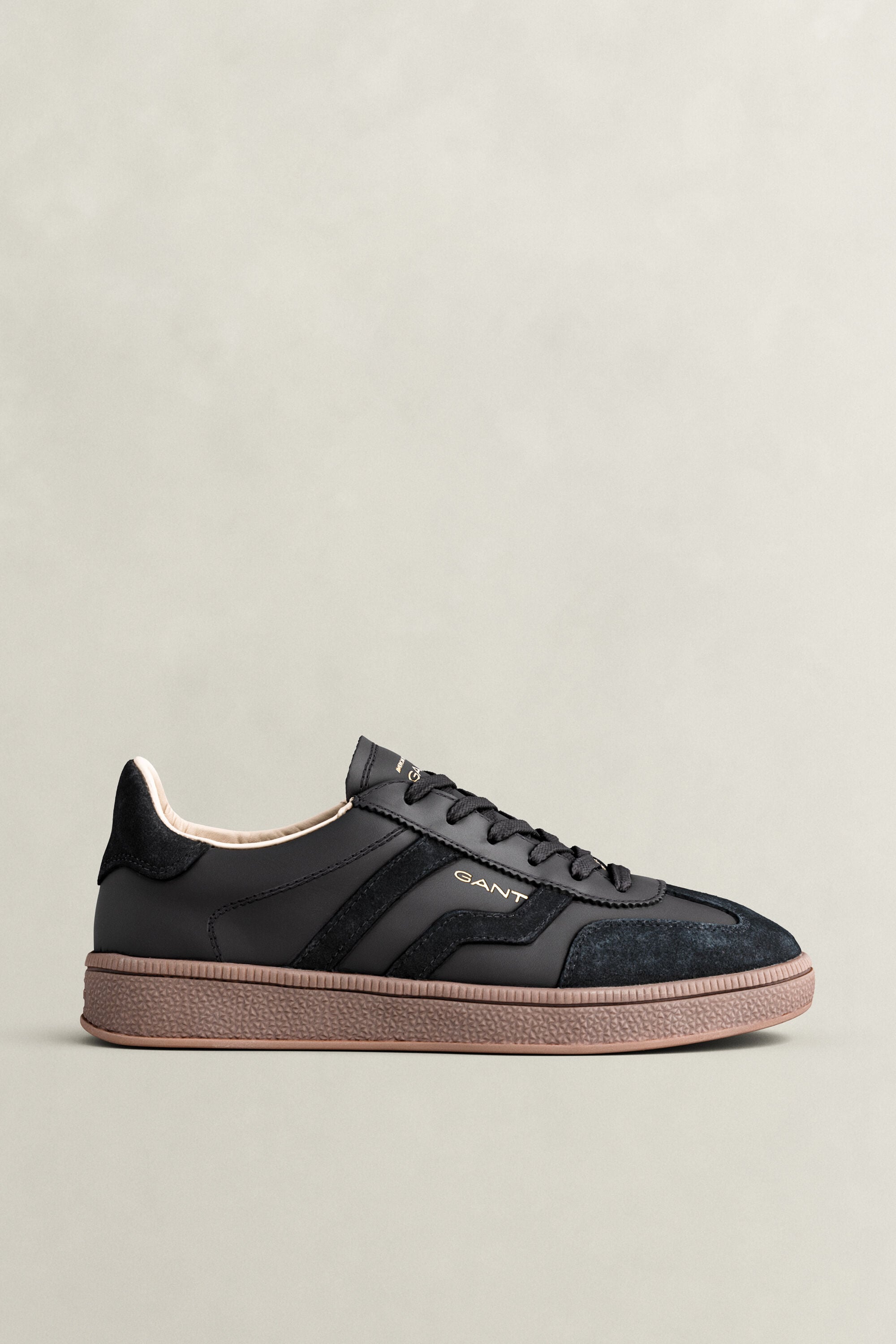 Cuzima Suede Leather Sneakers