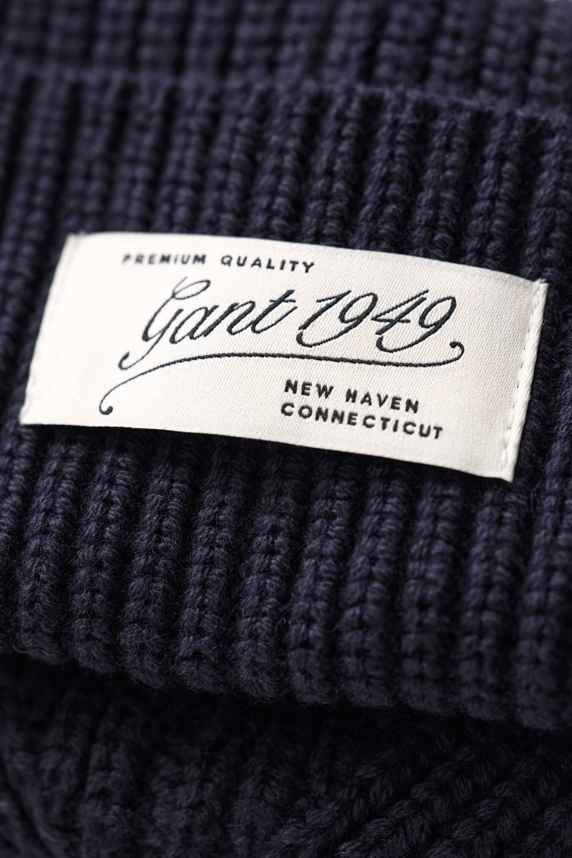 Ribbed Logo Beanie