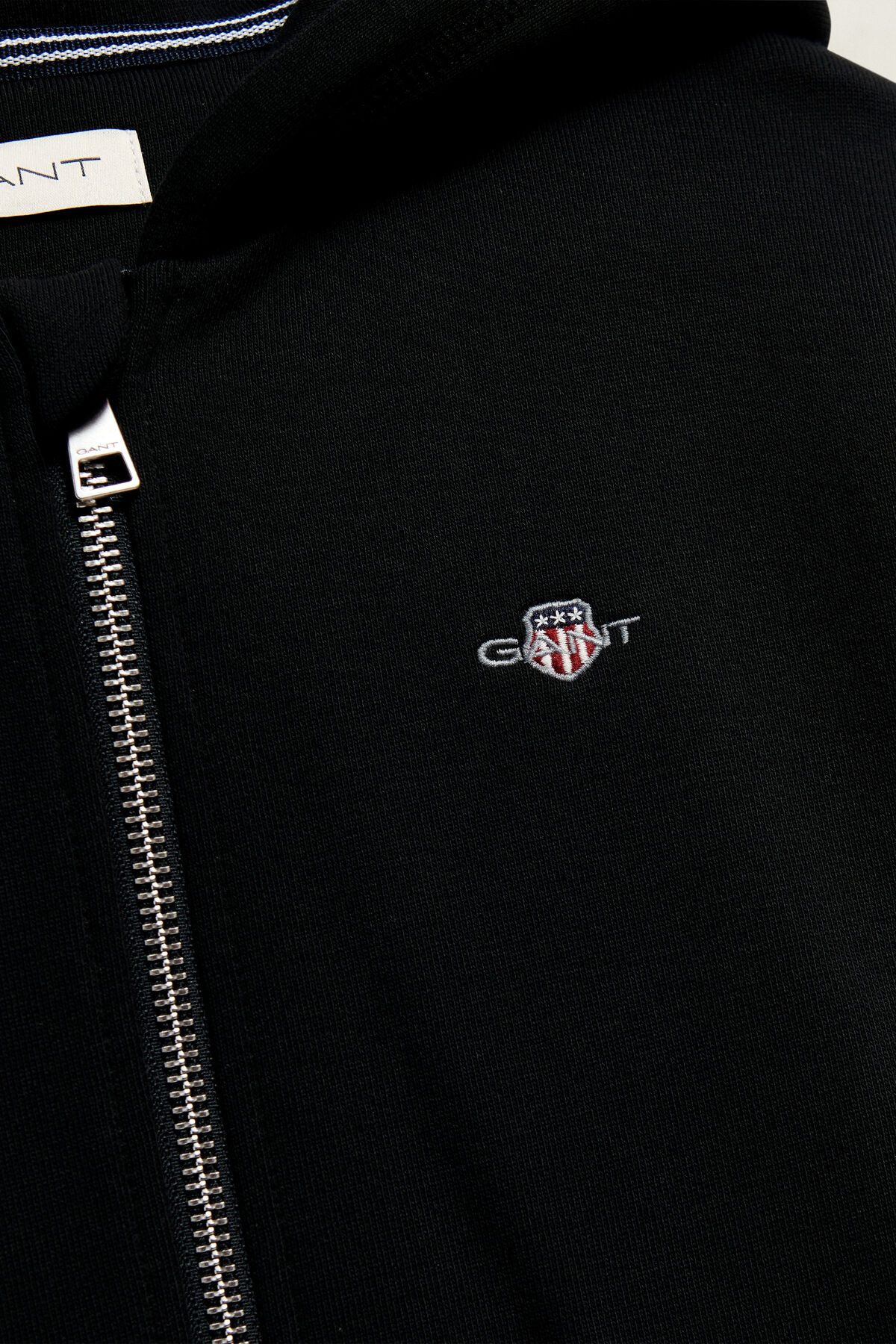 Teens Shield Zip Hoodie — BLACK